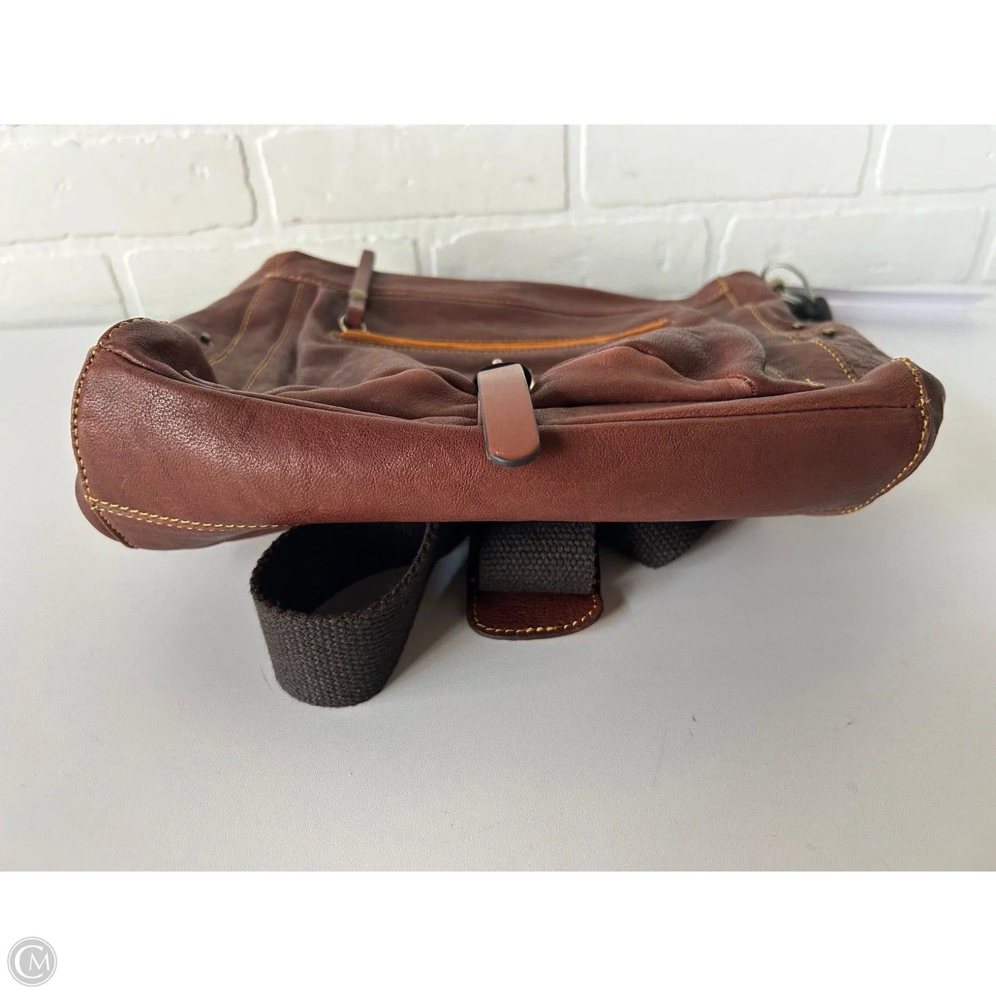 Crossbody Leather By Sundance, Size: Medium