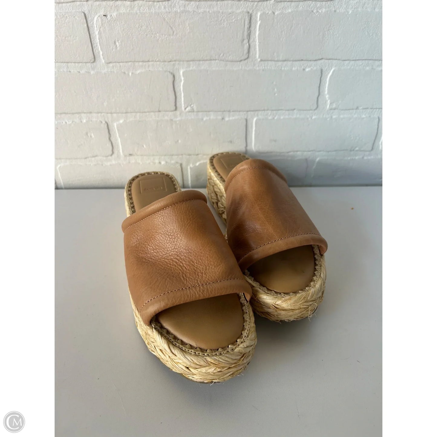 Sandals Flats By Dolce Vita In Tan, Size: 11