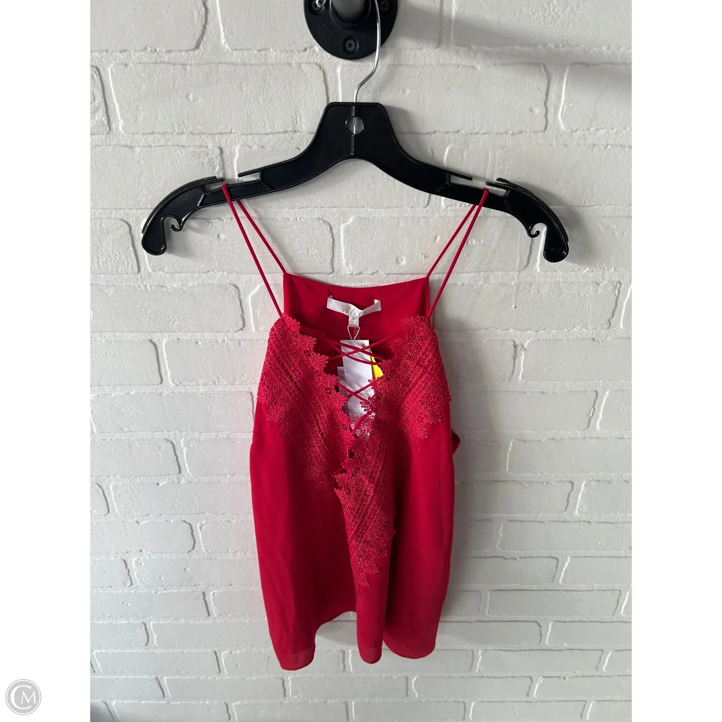 Top Sleeveless By Wayf In Red, Size: M