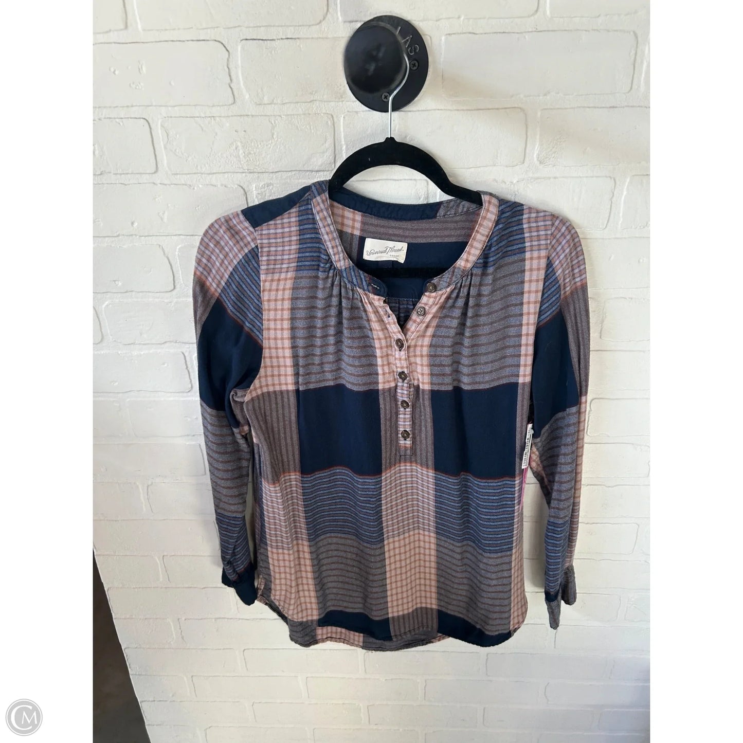 Top Long Sleeve By Universal Thread In Blue & Pink, Size: Xs
