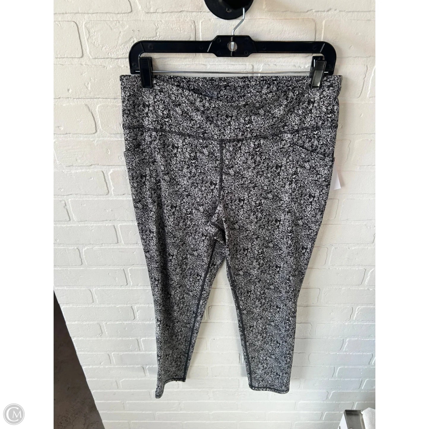 Athletic Leggings By Members Mark In Black & Grey, Size: 16