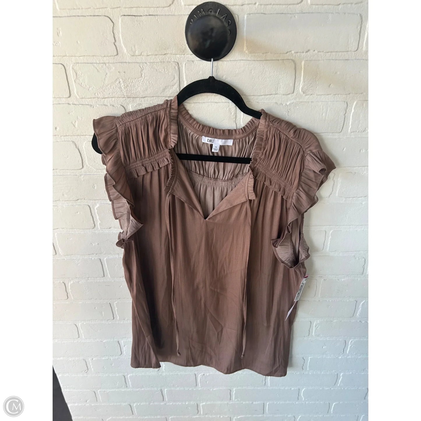 Top Short Sleeve By Dr2 In Tan, Size: Xl