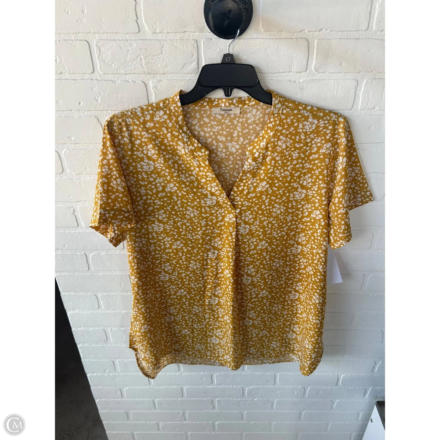 Top Short Sleeve By Timeson In Yellow, Size: Xxl