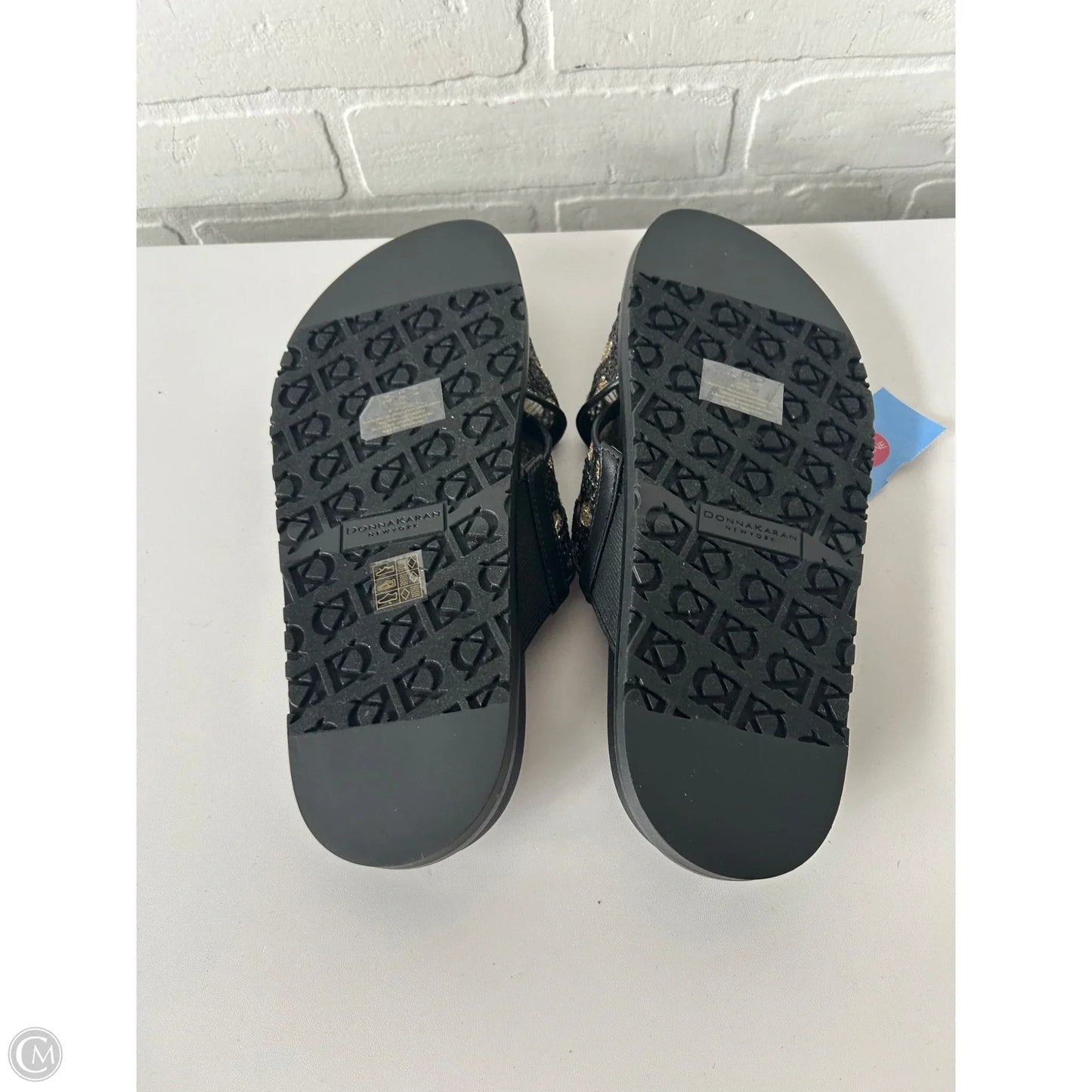 Sandals Flats By Donna Karan In Black & Gold, Size: 8.5