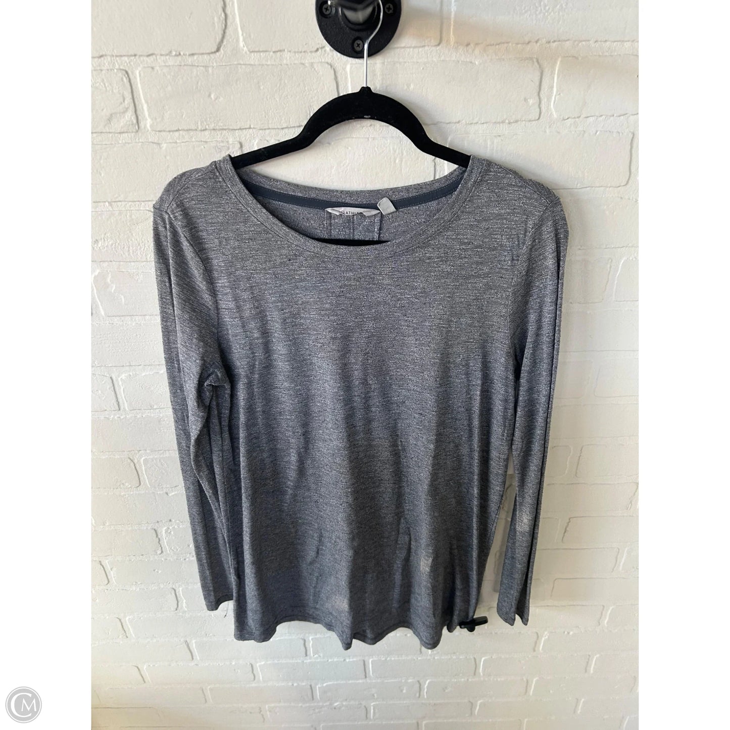 Athletic Top Long Sleeve Crewneck By Athleta In Grey, Size: M