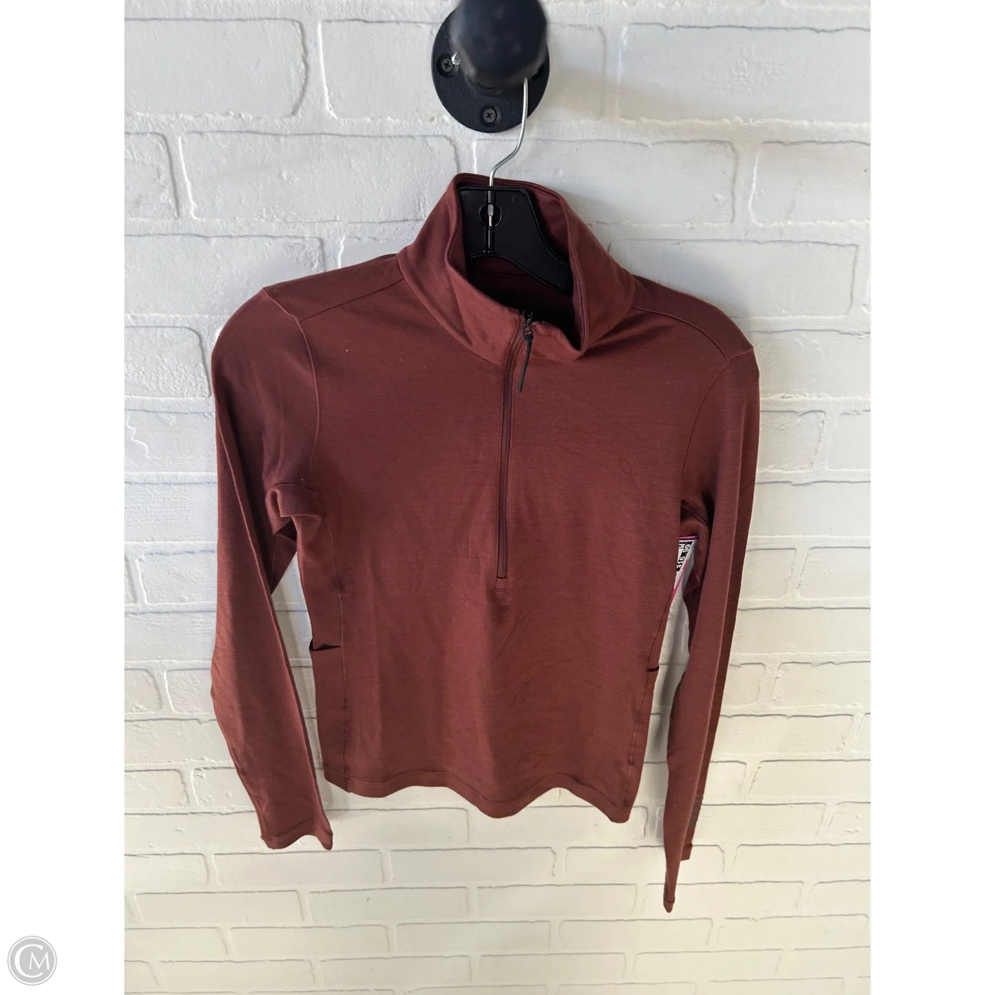 Athletic Top Long Sleeve Collar By Nobull In Red, Size: Xs