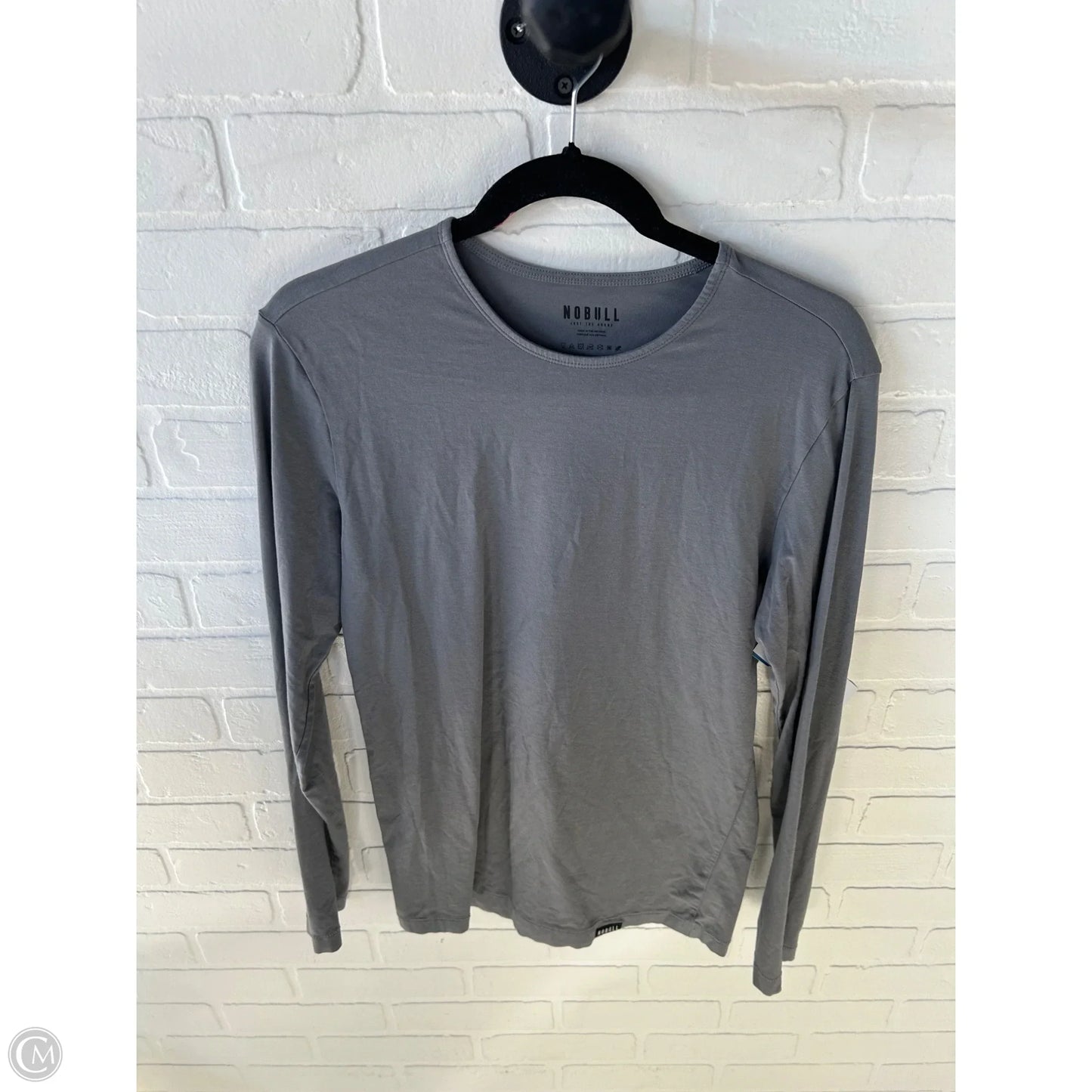 Athletic Top Long Sleeve Crewneck By Nobull In Grey, Size: S