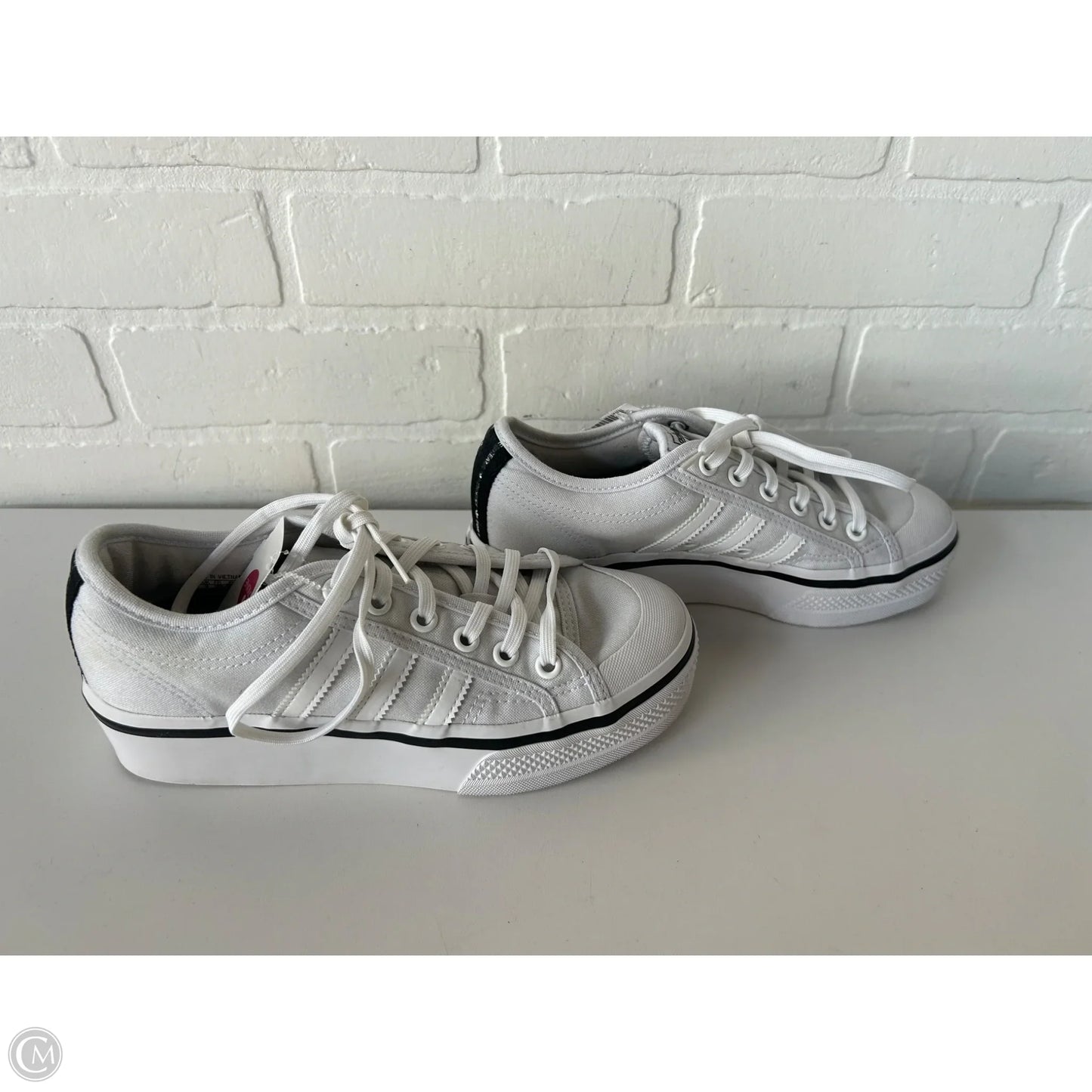 Shoes Sneakers By Adidas In White, Size: 6.5