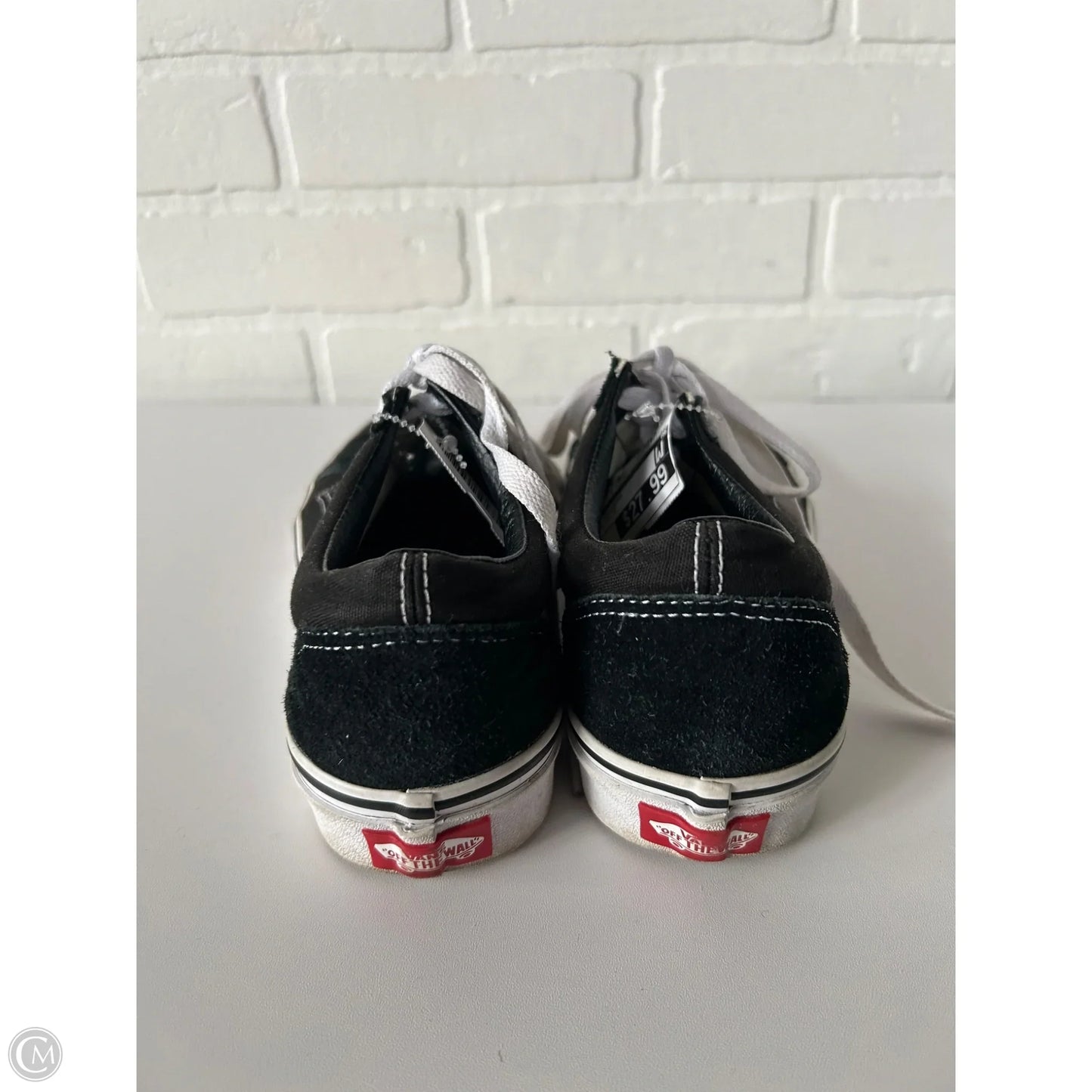 Shoes Sneakers By Vans In Black & White, Size: 7