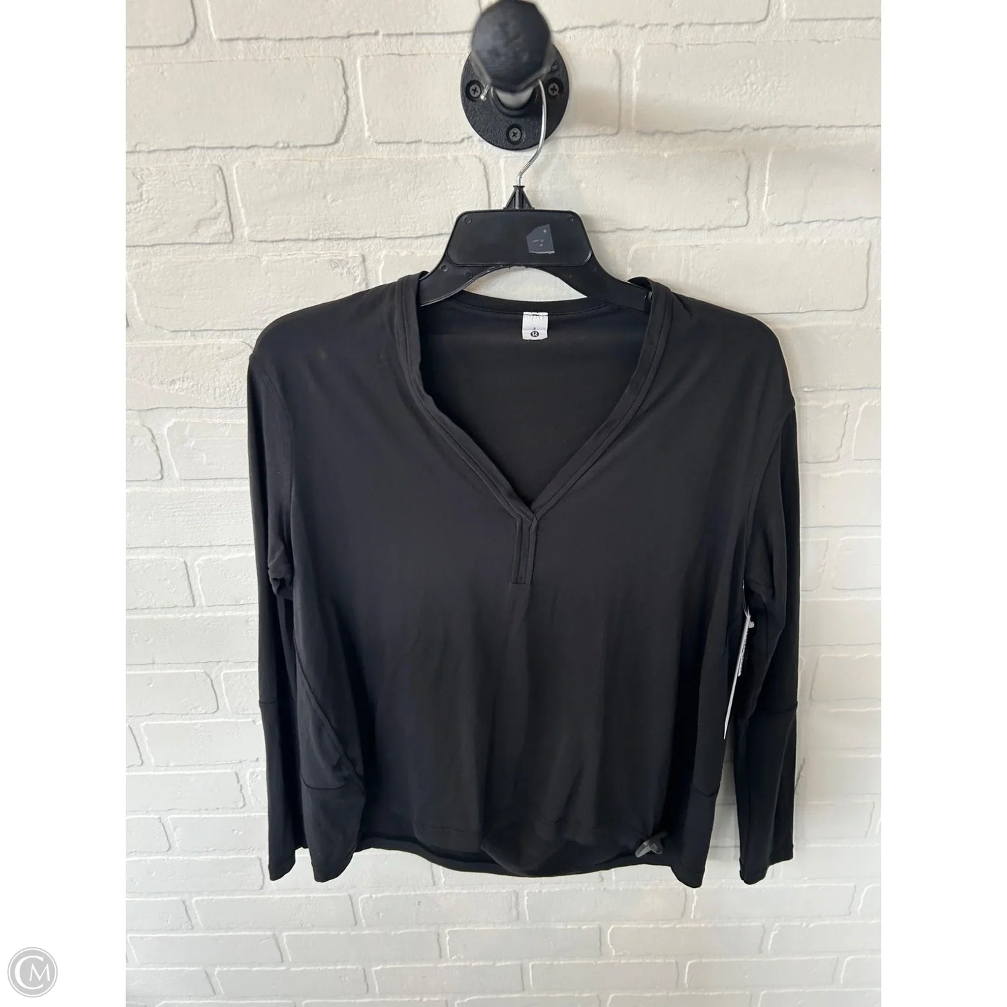 Athletic Top Long Sleeve Crewneck By Lululemon In Black, Size: Xs