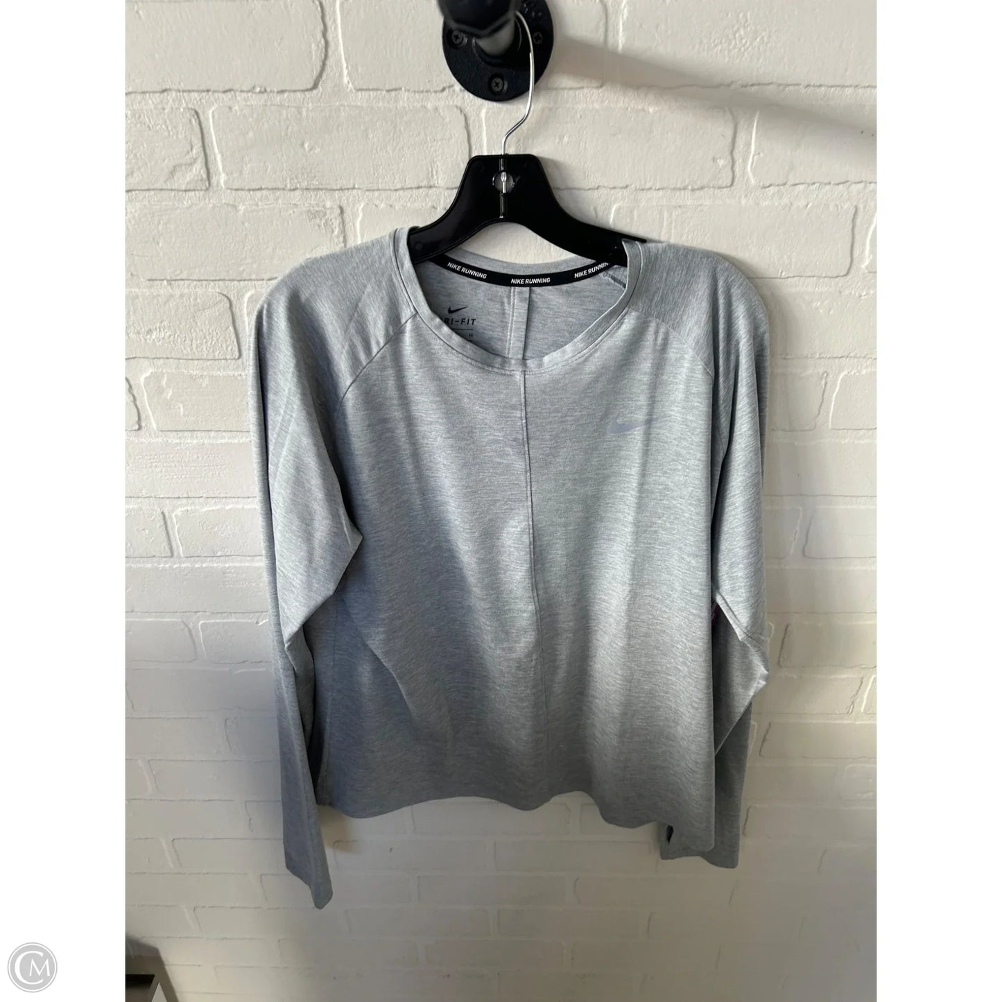 Athletic Top Long Sleeve Crewneck By Nike In Grey, Size: Xl
