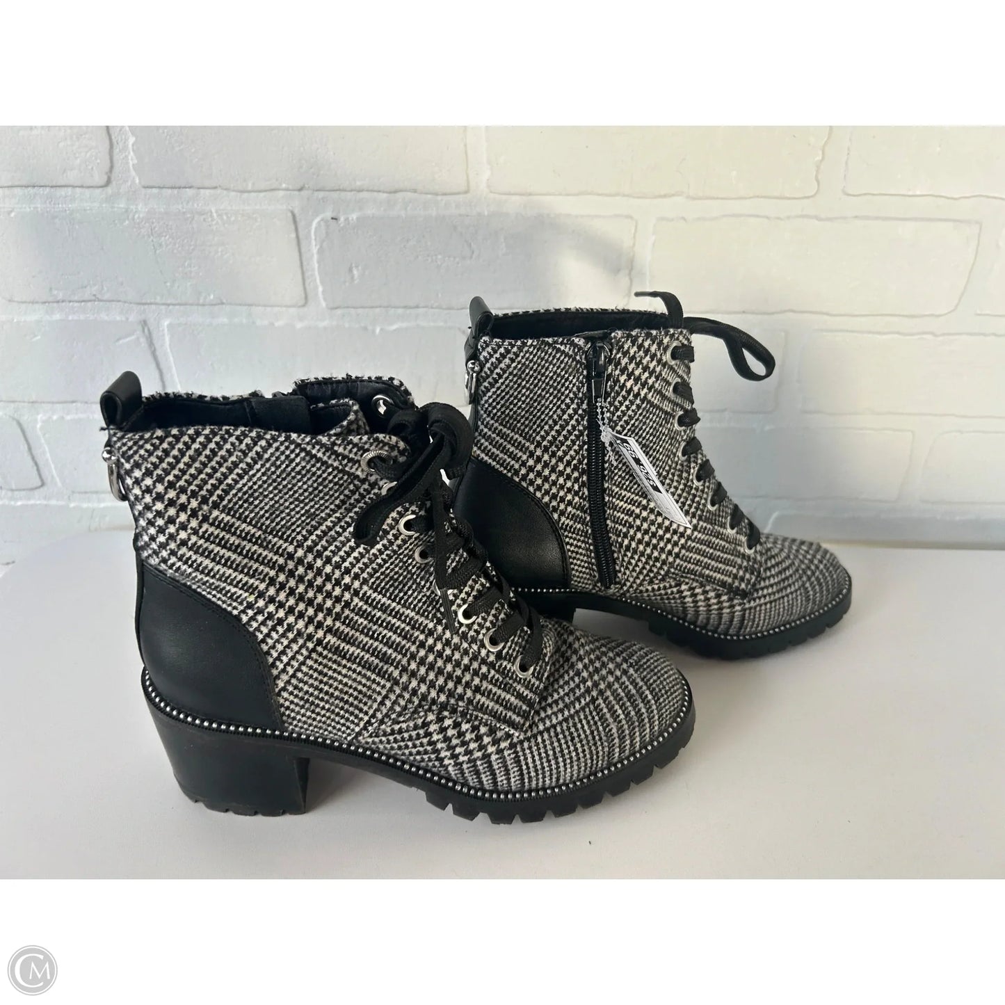 Boots Ankle Heels By Aldo In Black & White, Size: 7