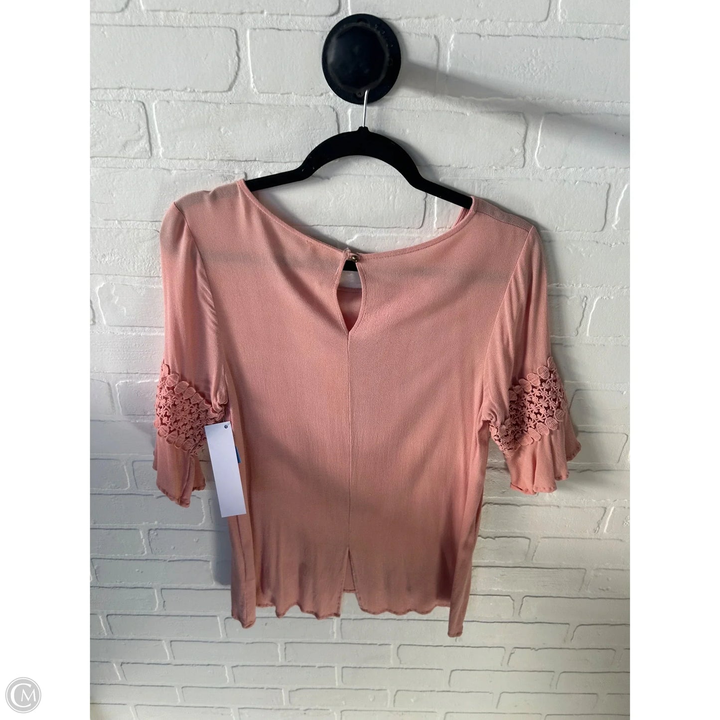 Top Short Sleeve By Blu Pepper In Pink, Size: L