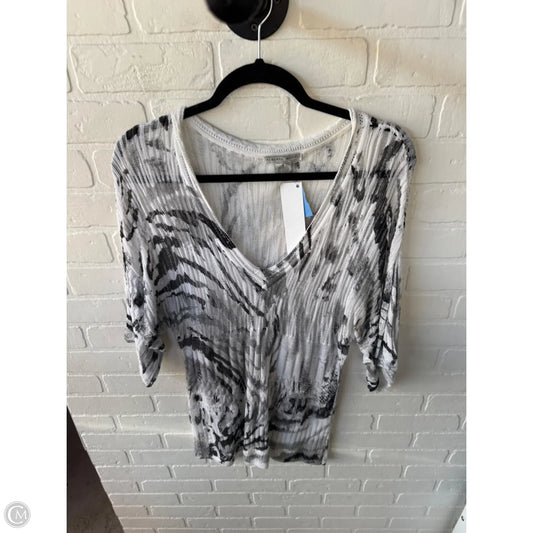 Sweater Short Sleeve By Alberto Makali In Grey & White, Size: L