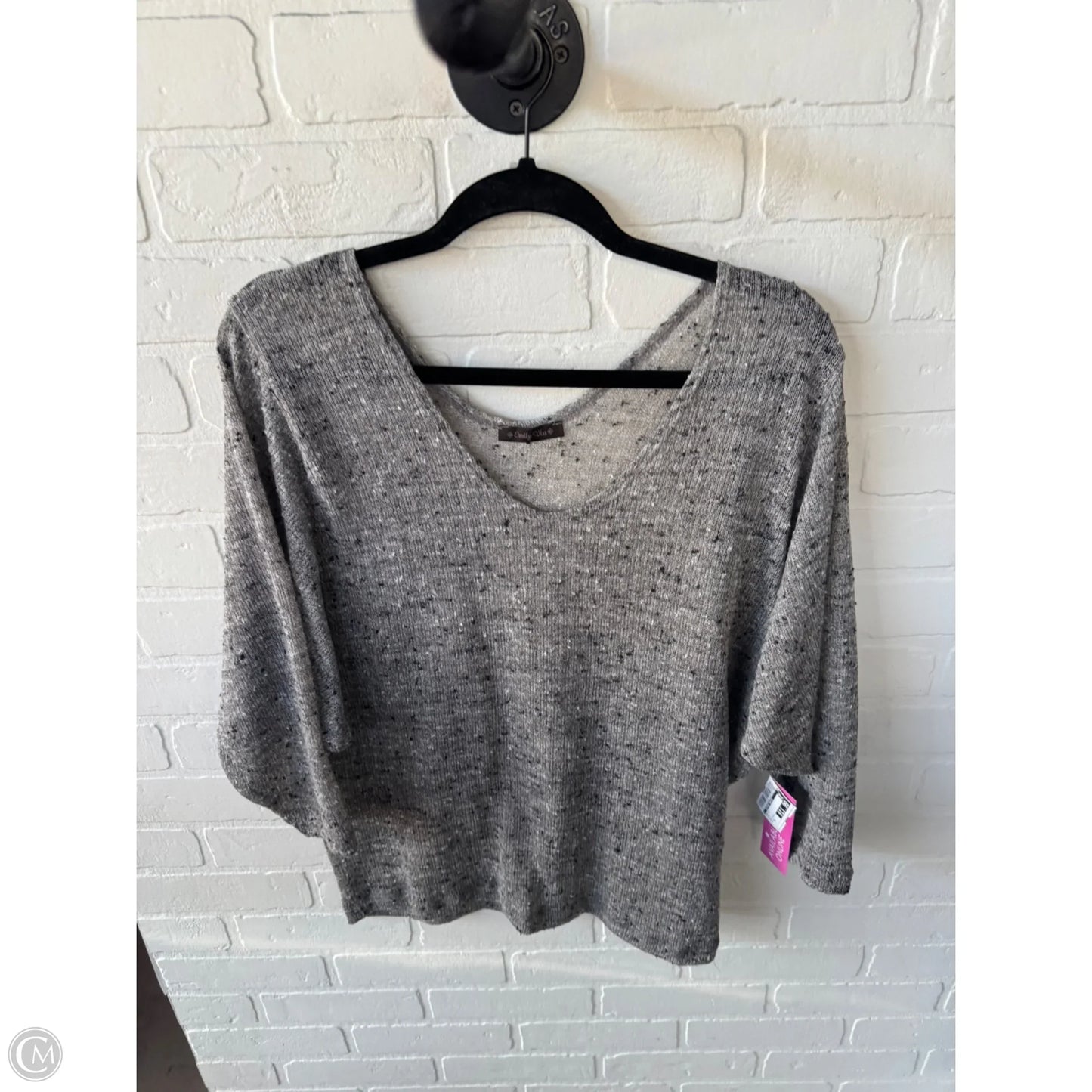Top Long Sleeve By Clothes Mentor In Grey, Size: Xl