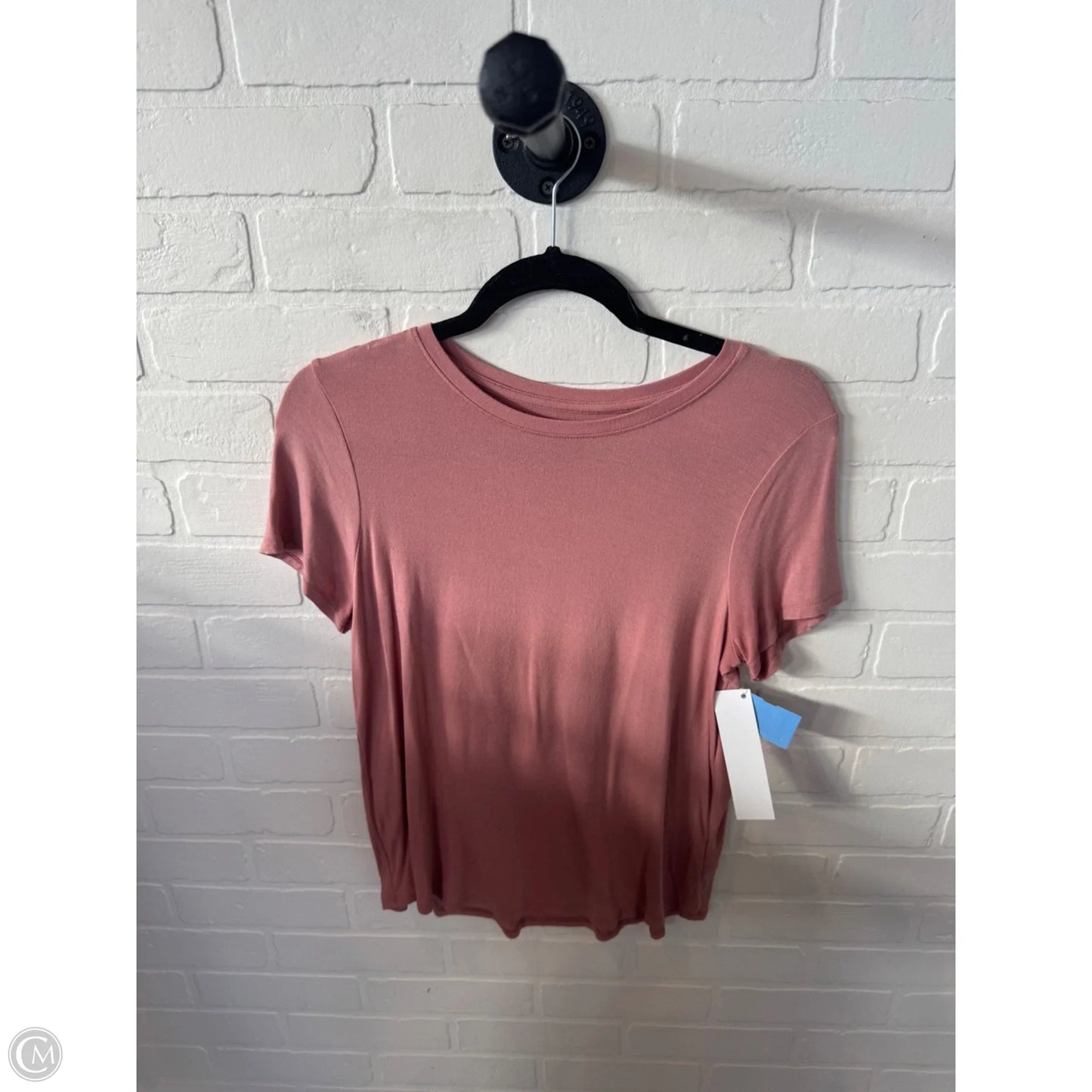 Top Short Sleeve Basic By Tahari In Pink, Size: M