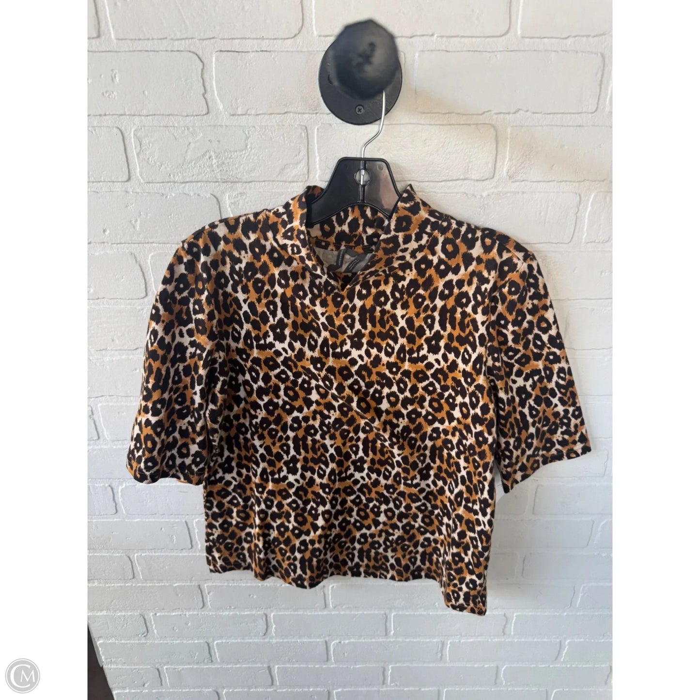 Top Short Sleeve Basic By Anthropologie In Animal Print, Size: S