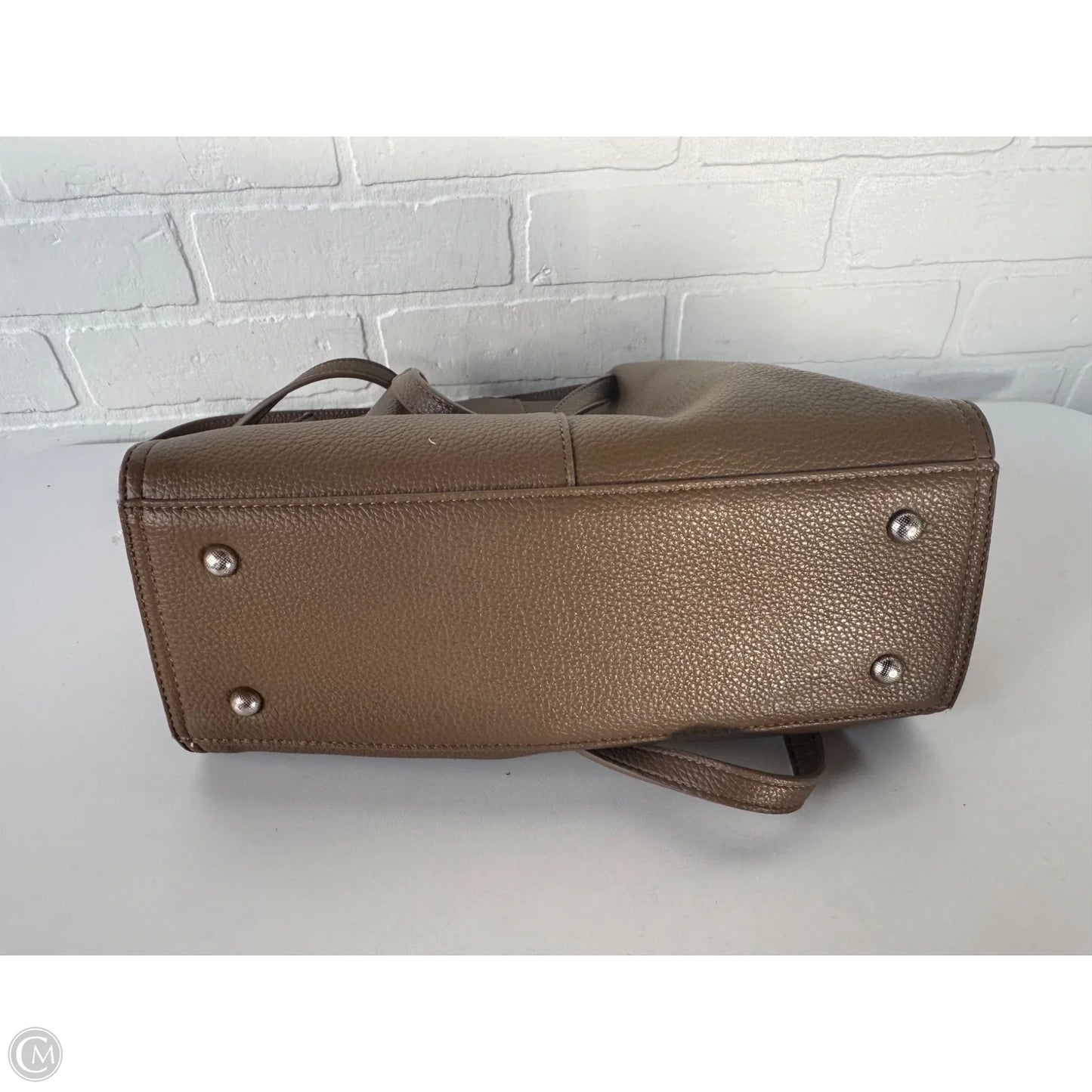 Handbag By Clothes Mentor, Size: Medium