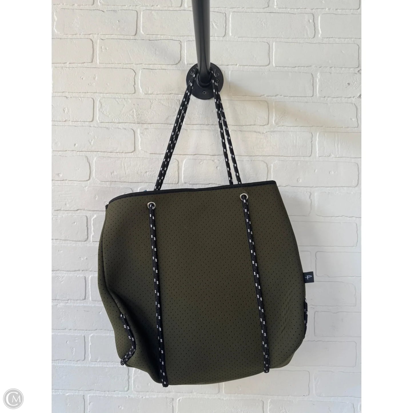 Tote By Clothes Mentor, Size: Large