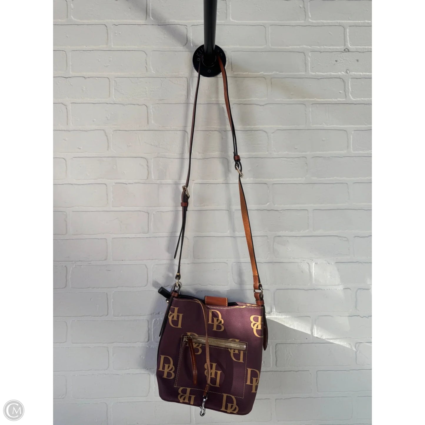 Crossbody Designer By Dooney And Bourke, Size: Medium