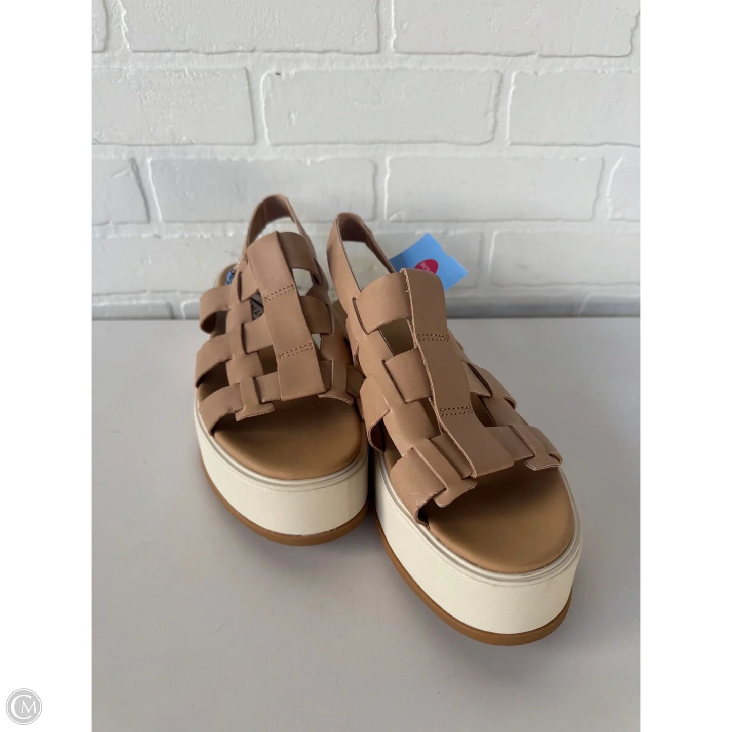 Sandals Flats By Sorel In Tan & White, Size: 9