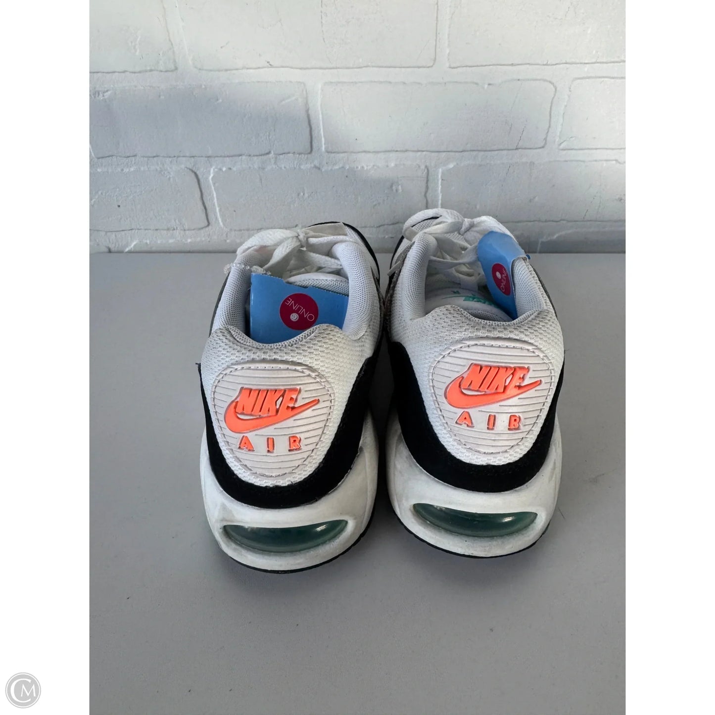 Shoes Athletic By Nike In Black & White, Size: 7.5