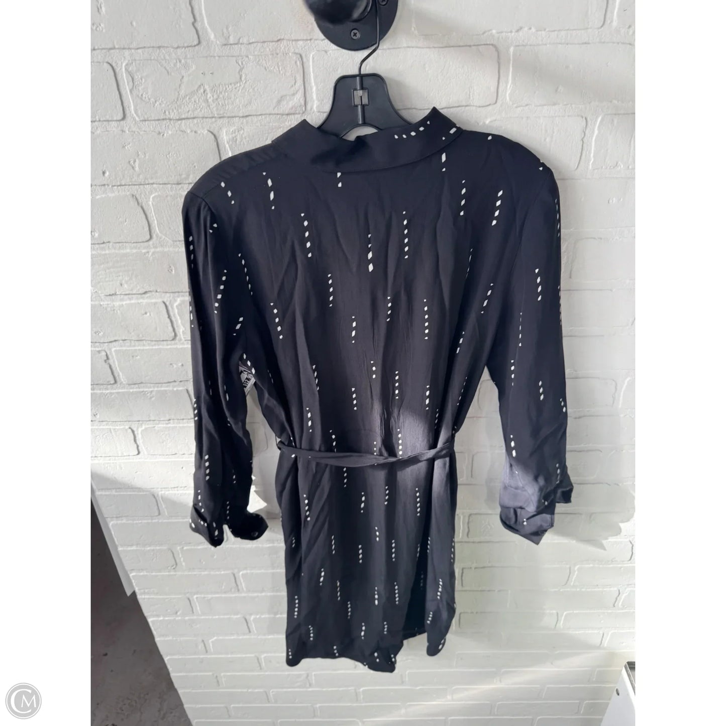 Dress Casual Short By Ann Taylor In Black & White, Size: Sp