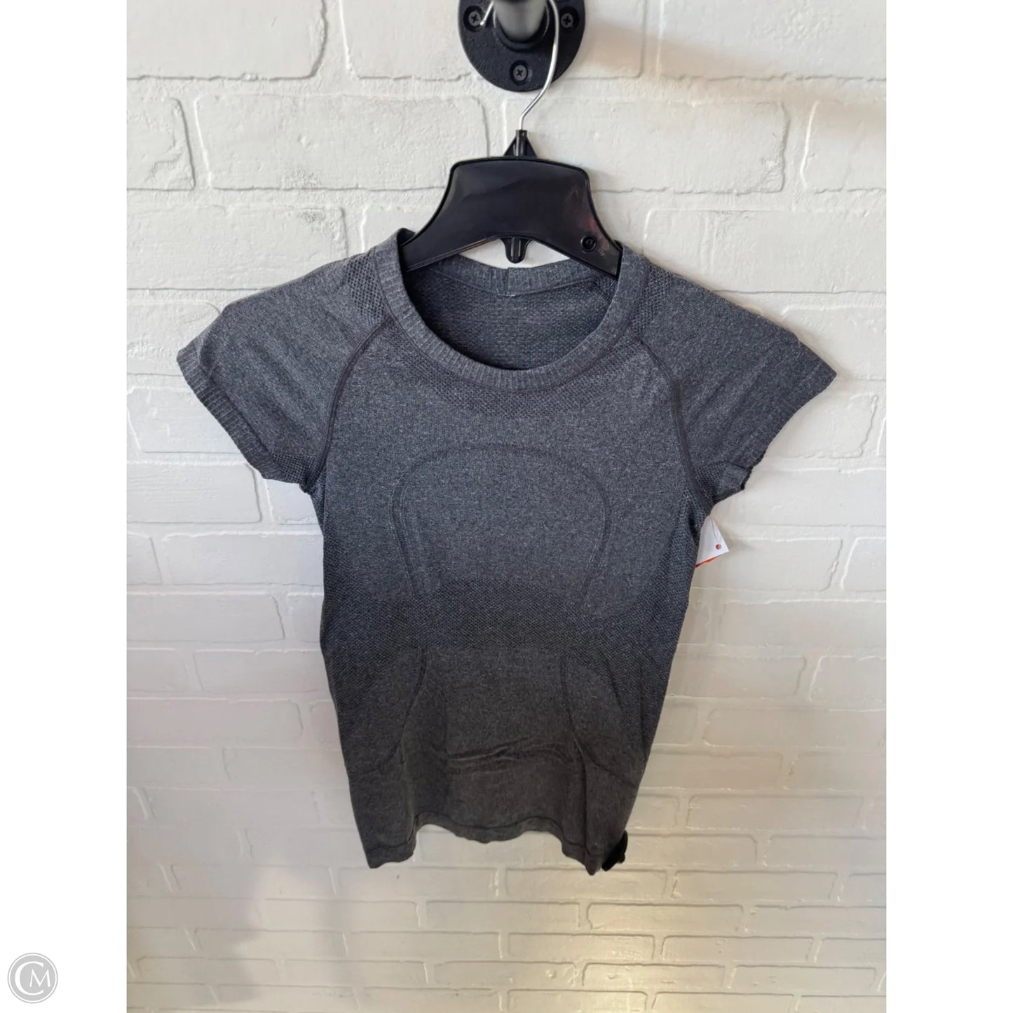 Athletic Top Short Sleeve By Lululemon In Grey, Size: S