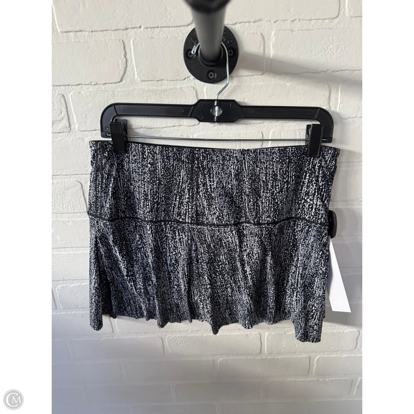 Athletic Skort By Lululemon In Black & Grey, Size: 8