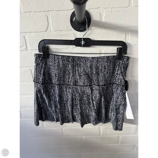 Athletic Skort By Lululemon In Black & Grey, Size: 8