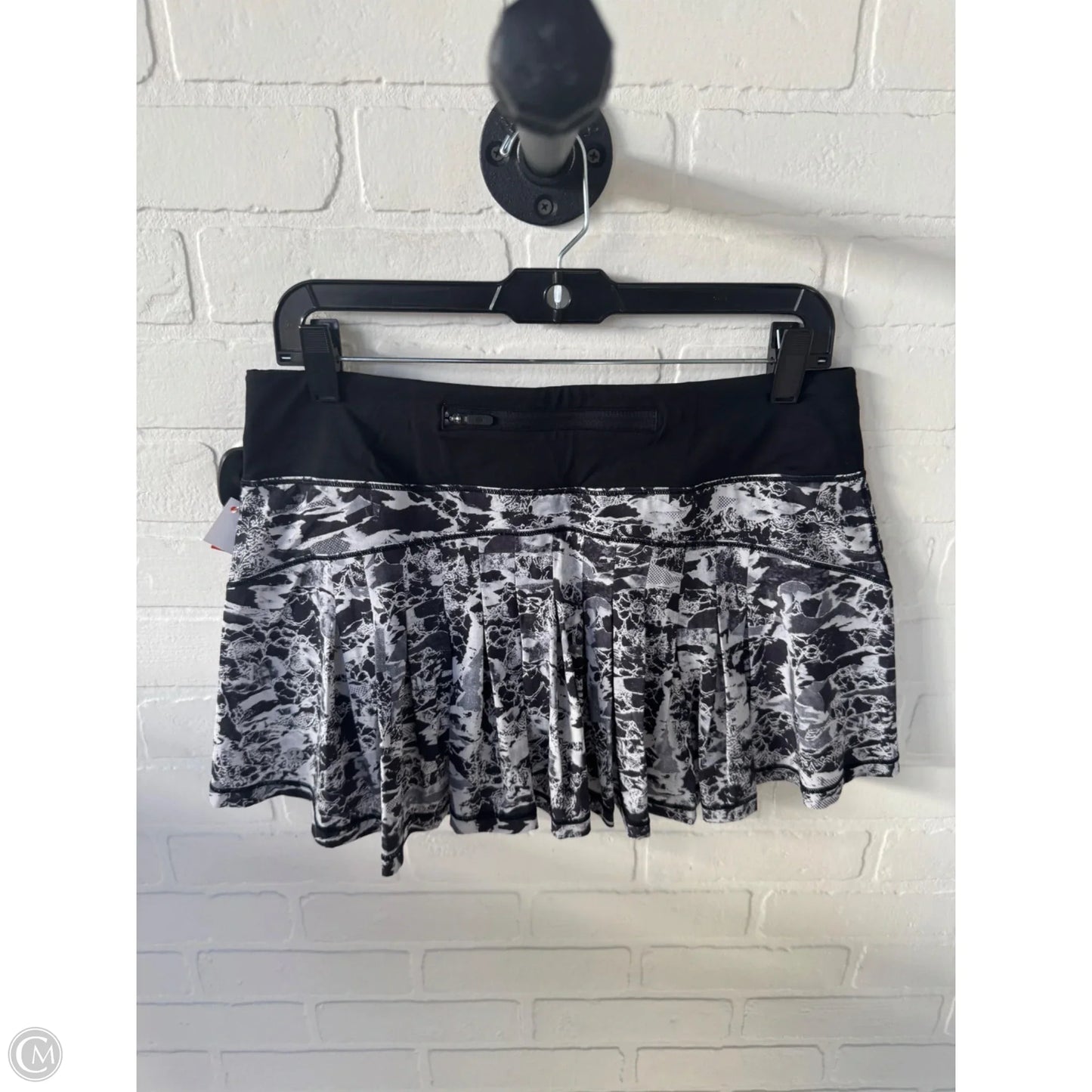 Athletic Skort By Lululemon In Black & Grey, Size: 8