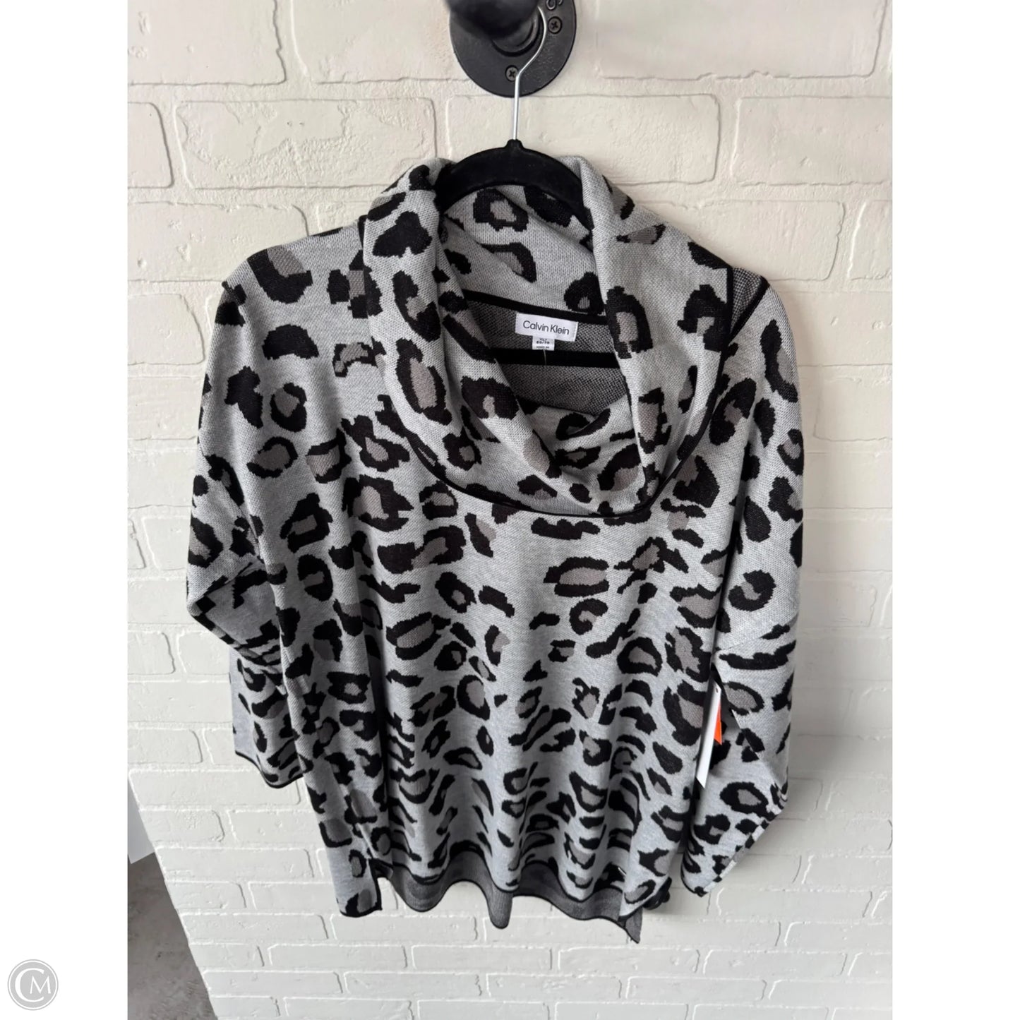 Sweater By Calvin Klein In Grey, Size: Xl