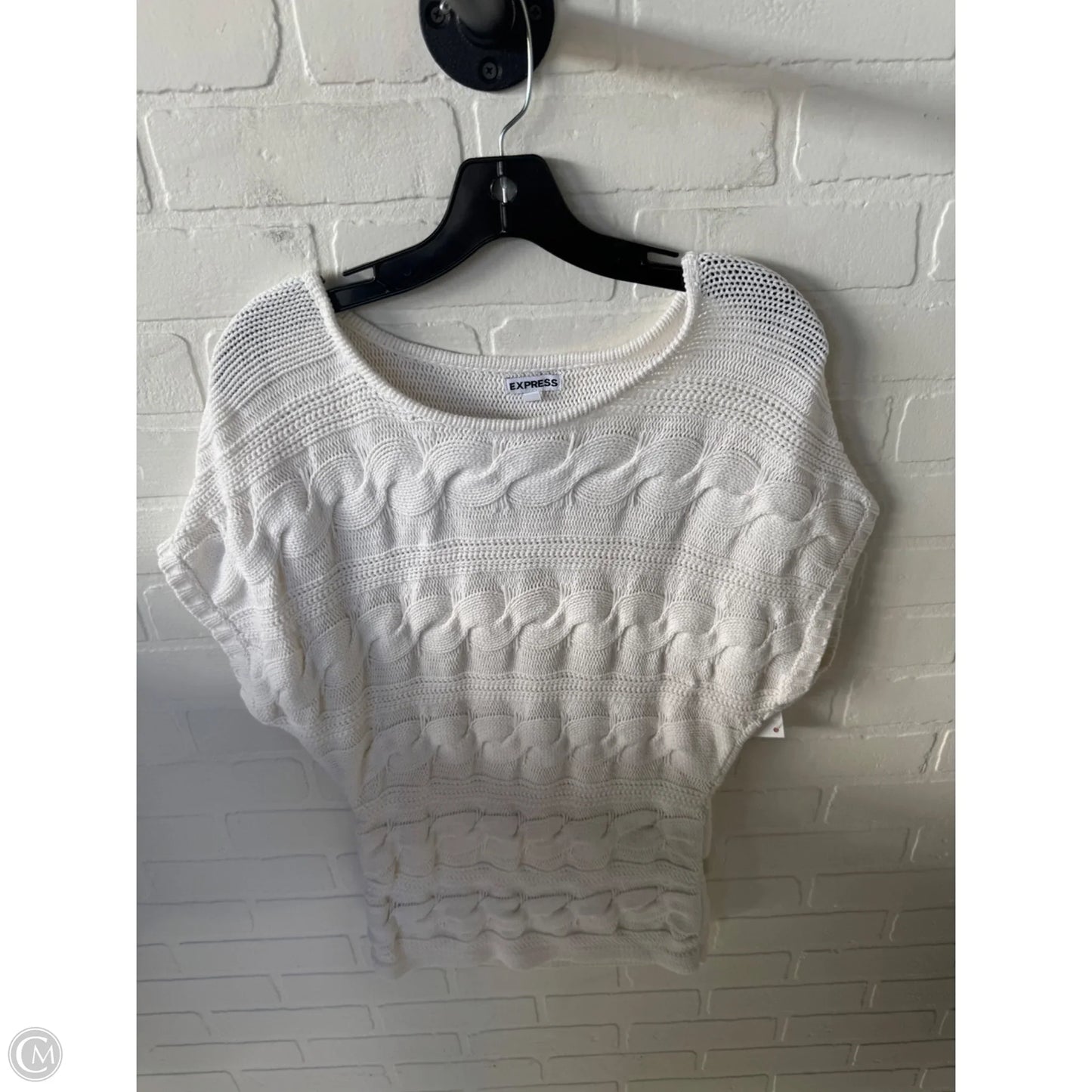Sweater Short Sleeve By Express In Cream, Size: S