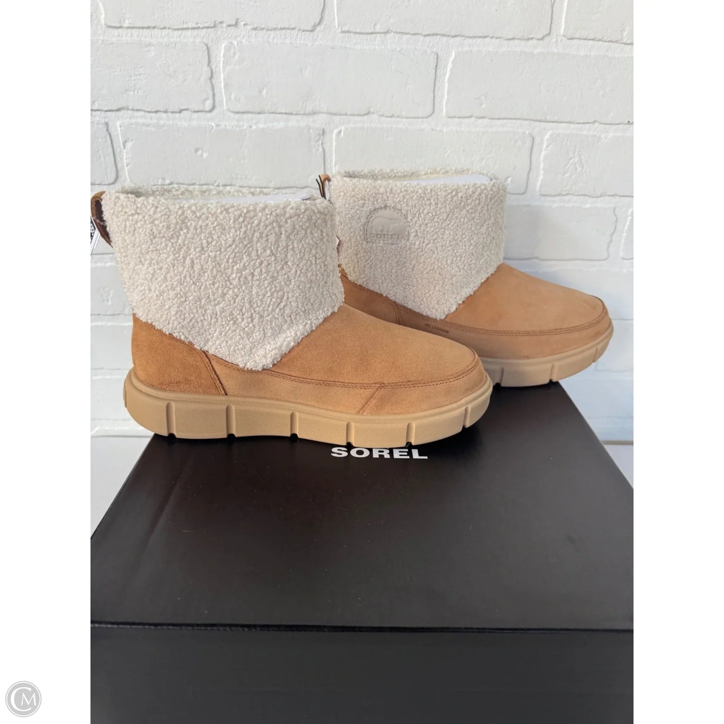 Boots Snow By Sorel In Tan & White, Size: 10