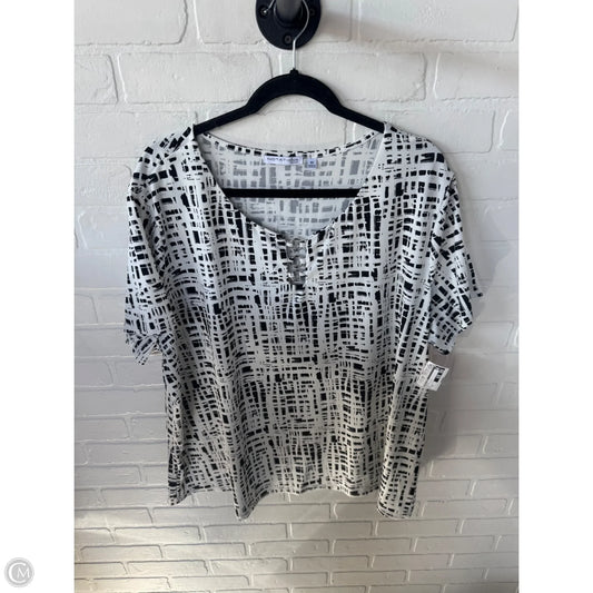 Top Short Sleeve By Notations In Black & White, Size: 3x