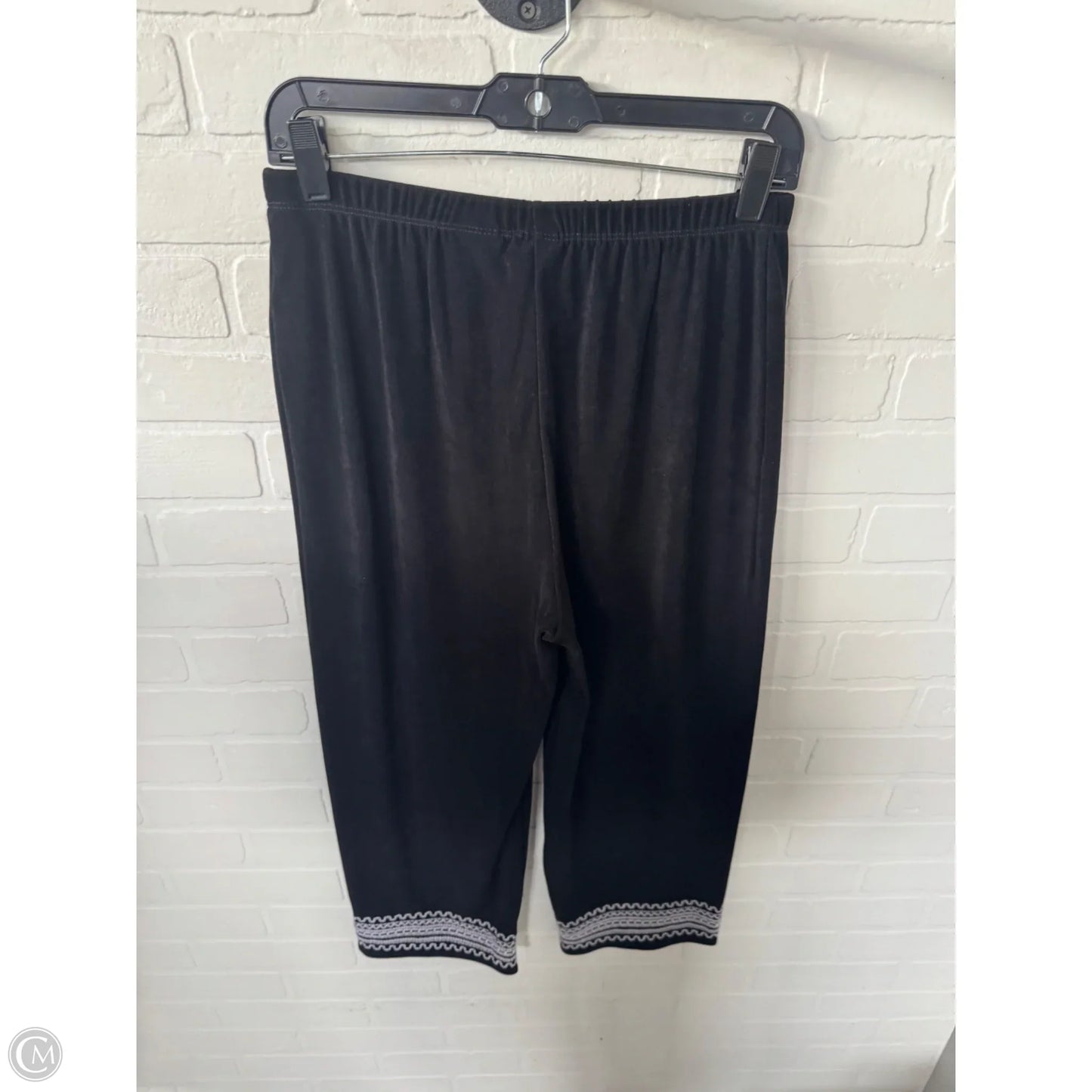 Pants Cropped By Chicos In Black & White, Size: 8