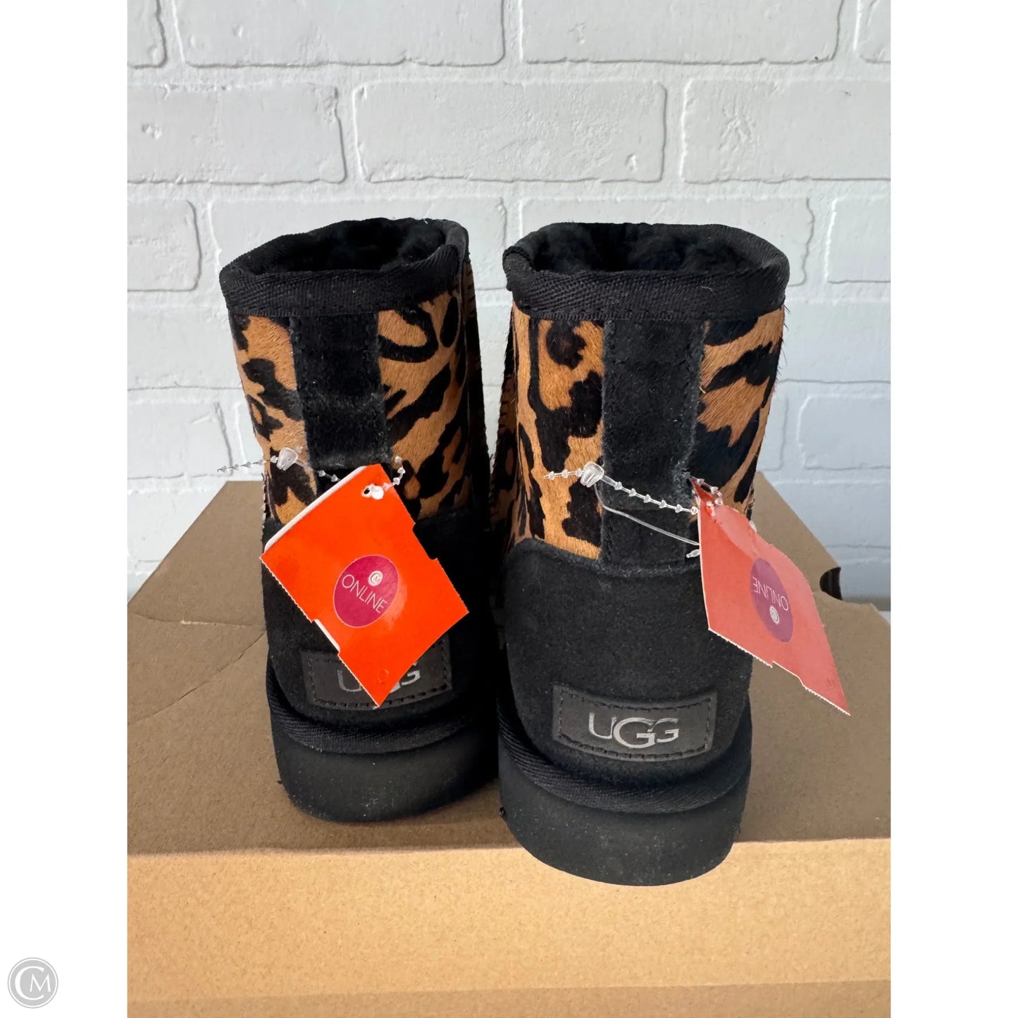 Boots Designer By Ugg In Animal Print, Size: 7