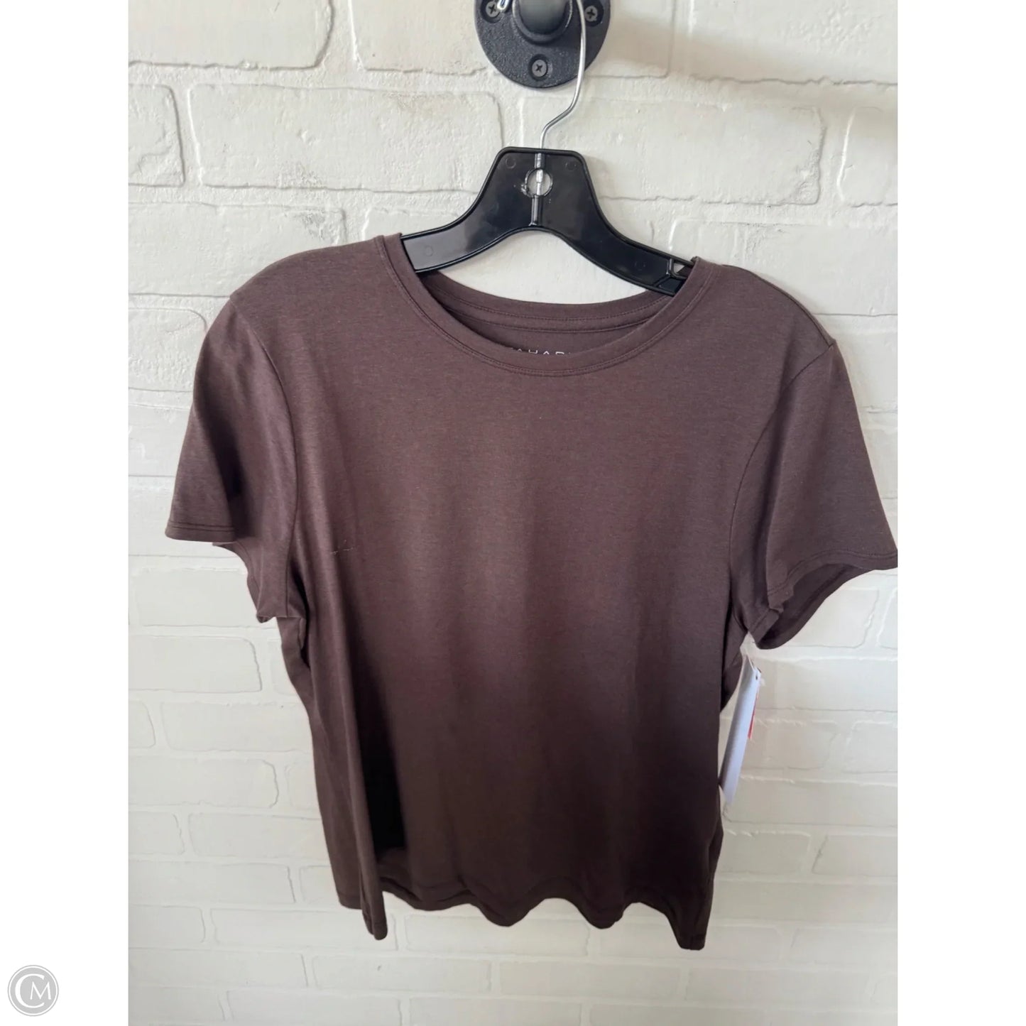 Top Short Sleeve Basic By Tahari In Brown, Size: L