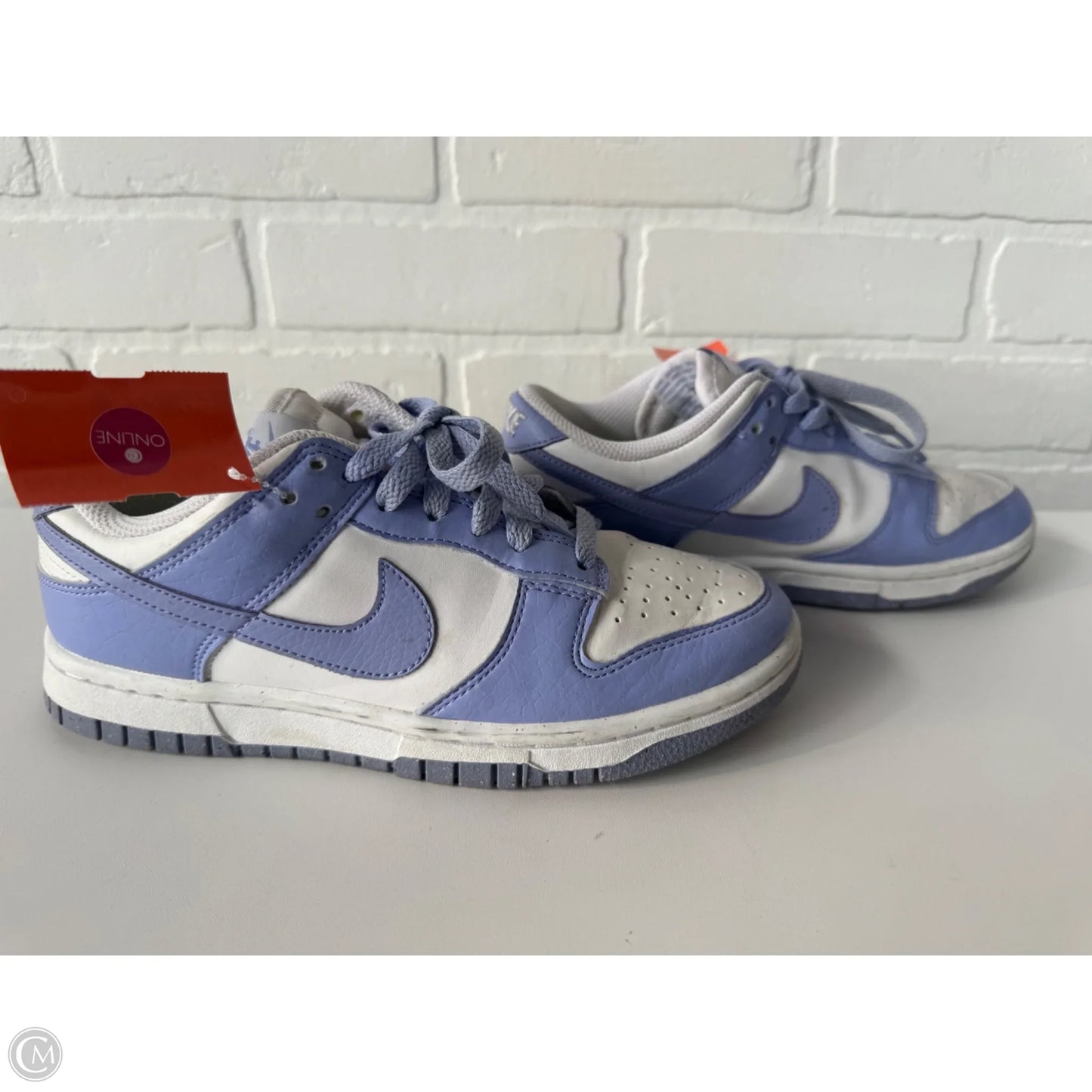 Shoes Sneakers By Nike In Purple & White, Size: 6