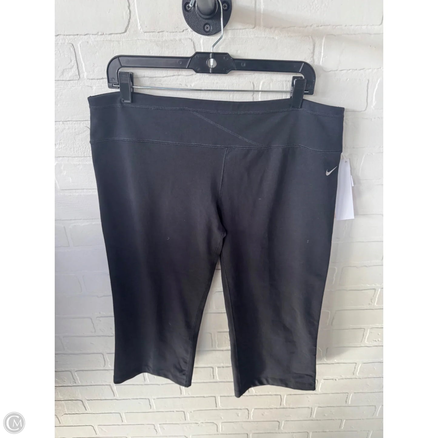 Athletic Capris By Nike In Black, Size: 16