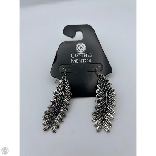 Earrings Dangle/drop By Clothes Mentor