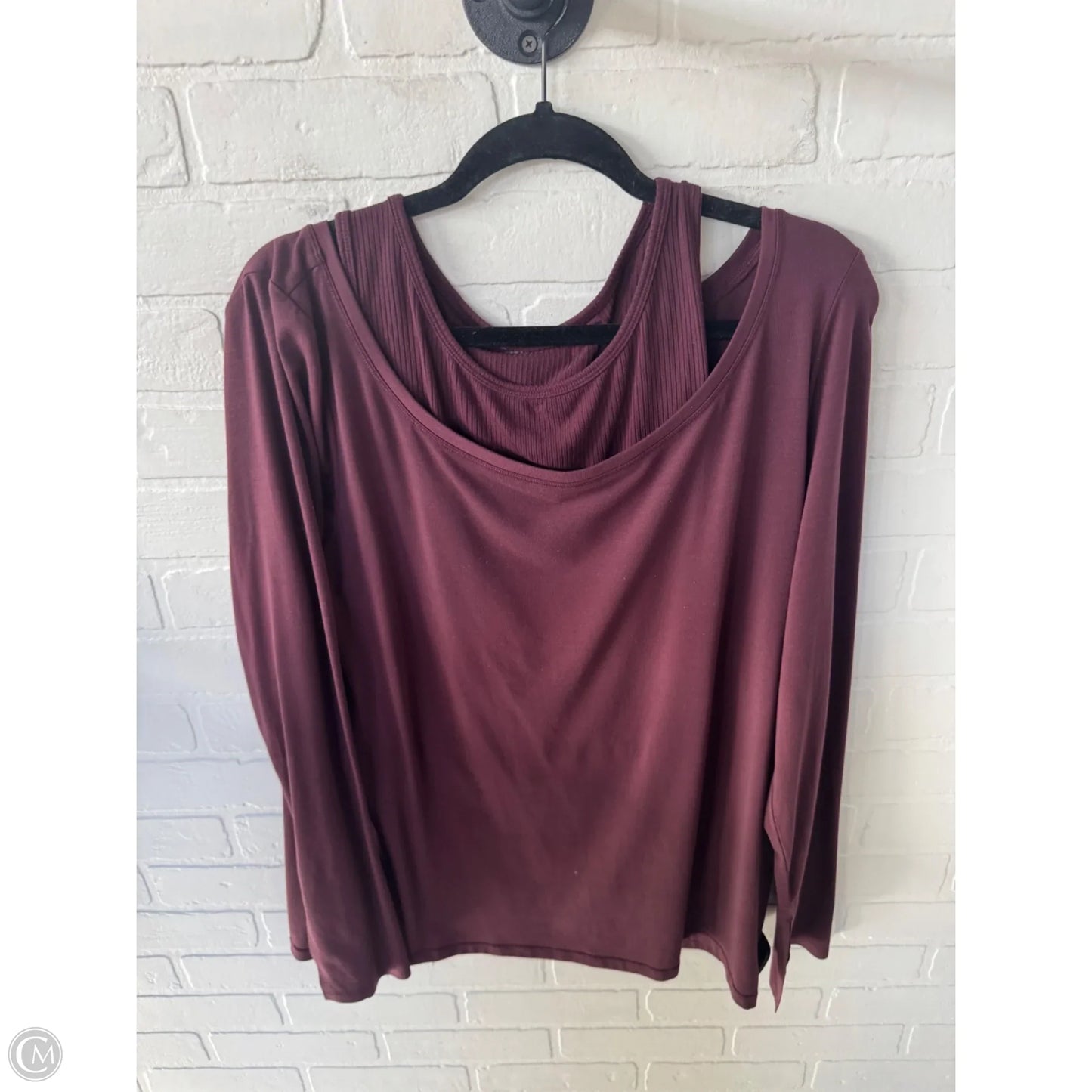 Athletic Top Long Sleeve Crewneck By Athleta In Red, Size: Xl