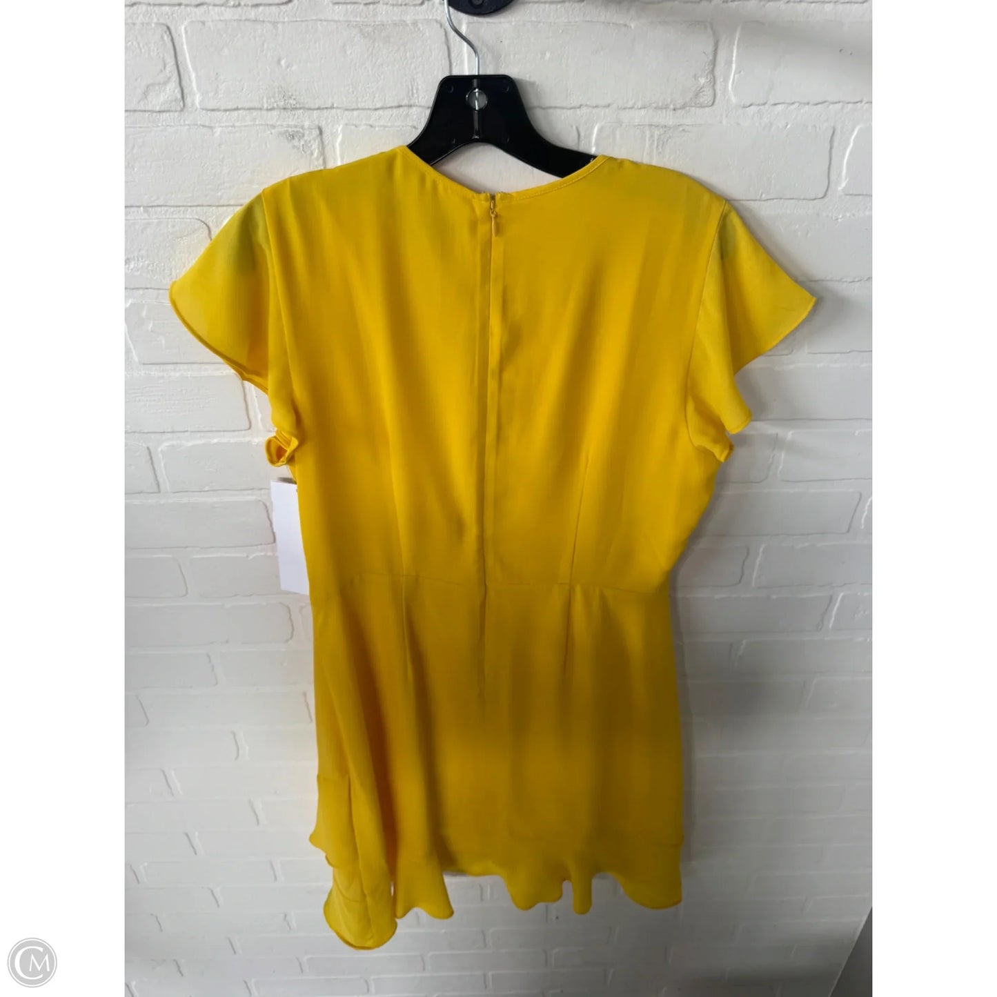 Dress Party Short By Banana Republic In Yellow, Size: L