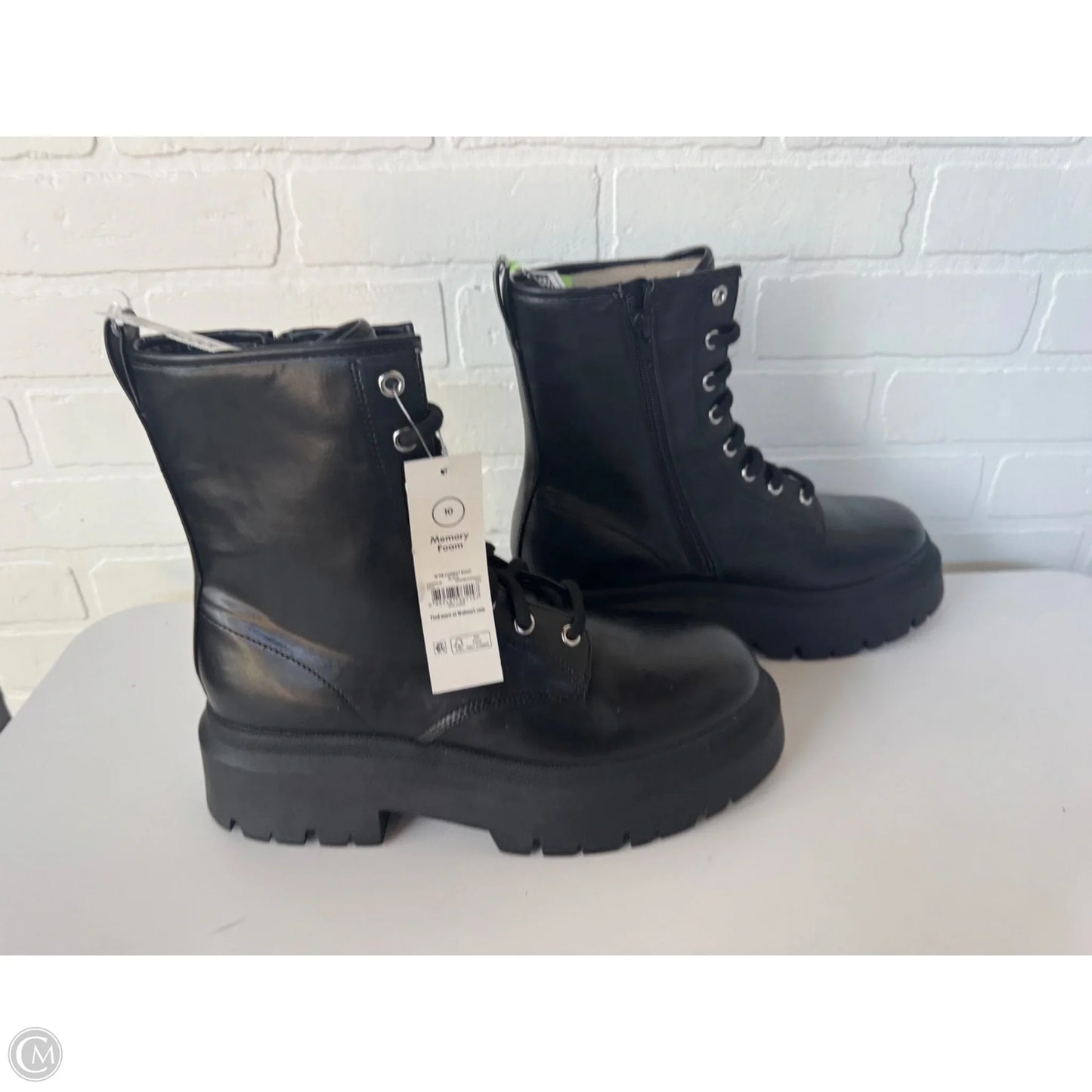 Boots Combat By No Barriers In Black, Size: 10