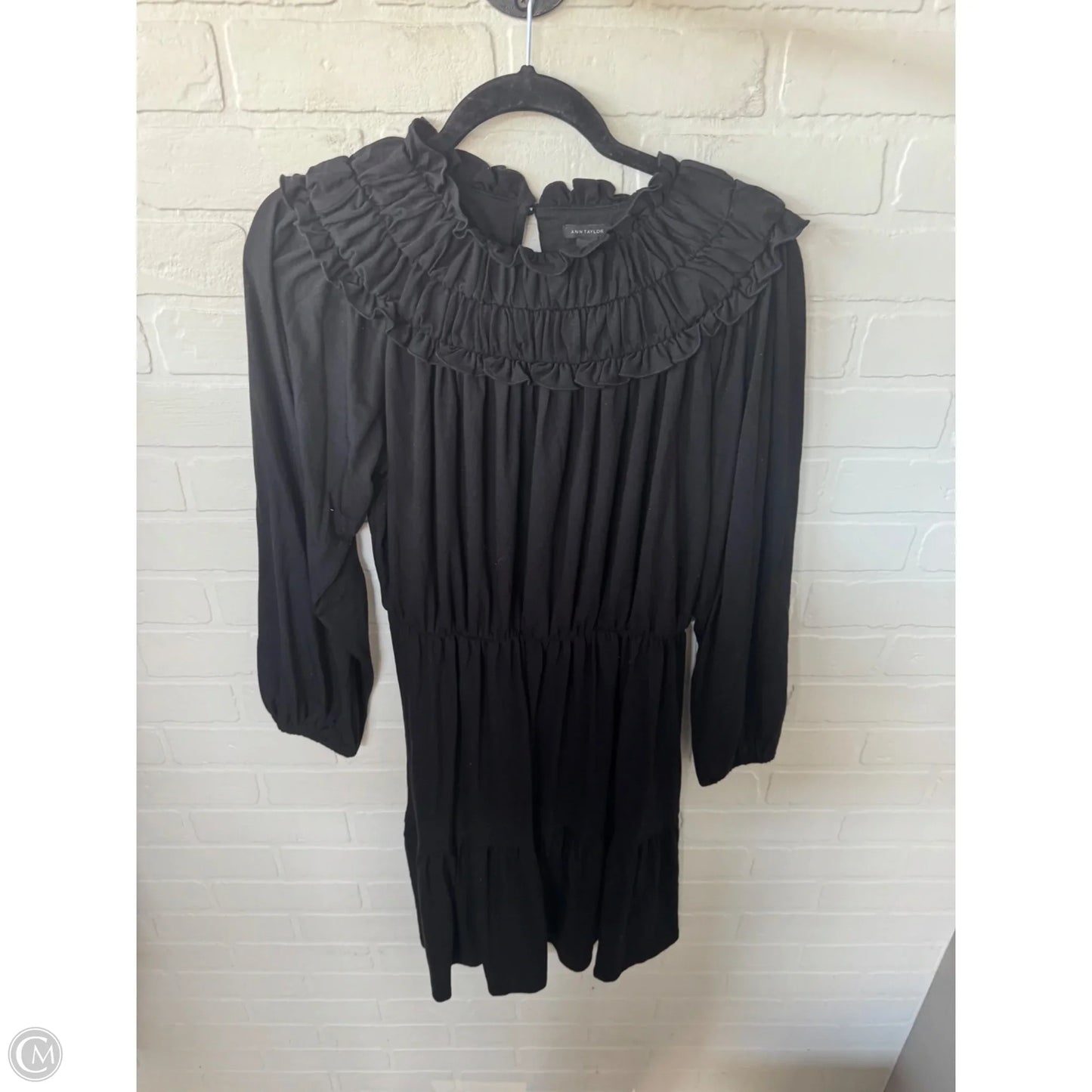 Dress Casual Short By Ann Taylor In Black, Size: S