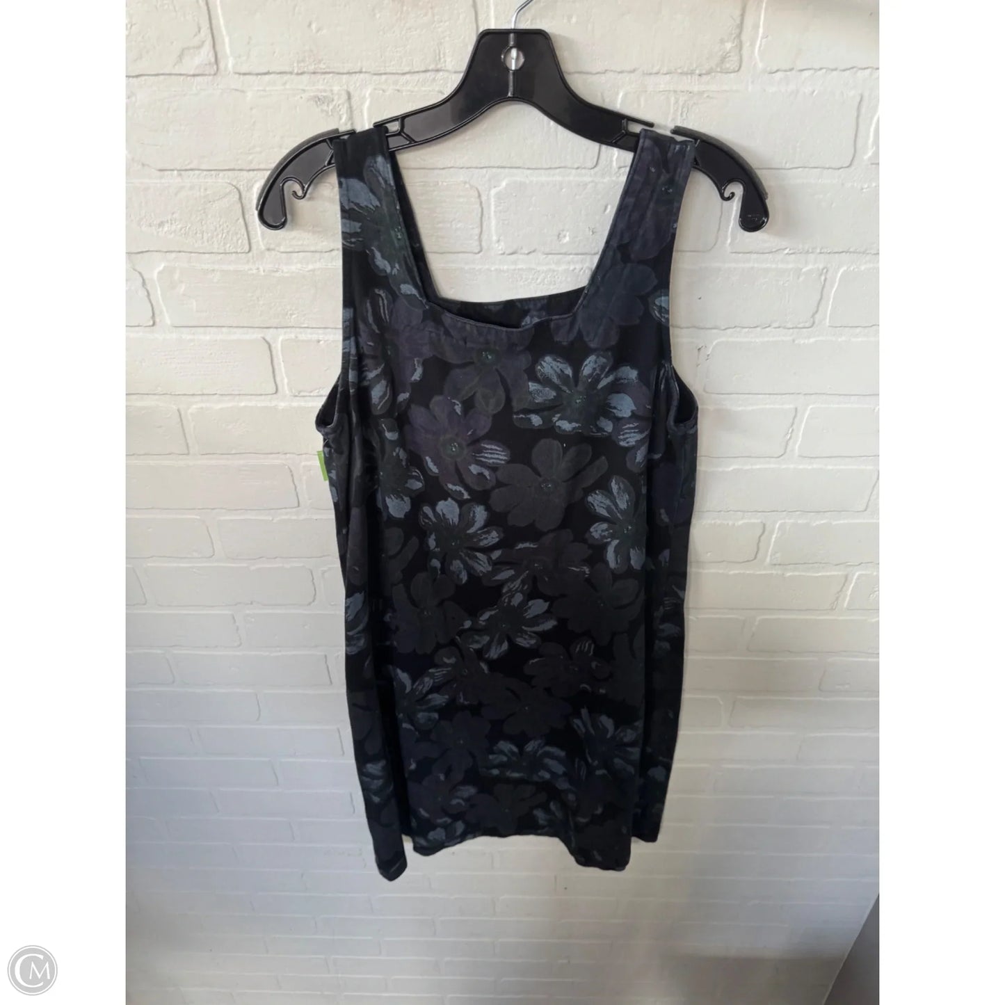 Dress Casual Short By Fresh Produce In Black & Grey, Size: M