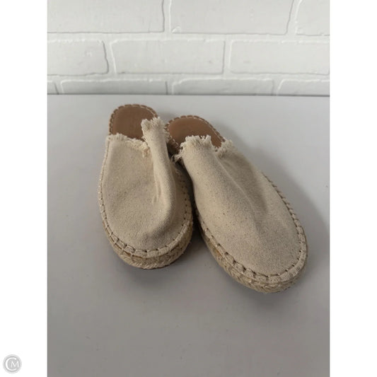 Shoes Flats By Splendid In Tan, Size: 7