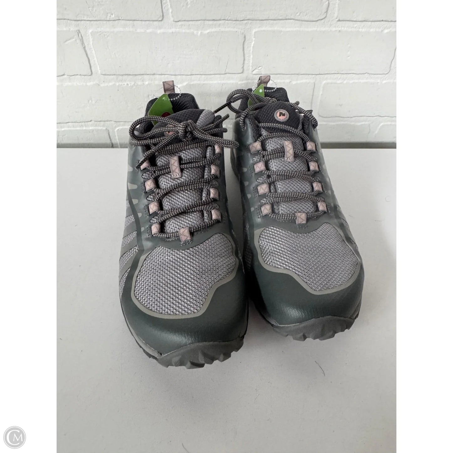 Shoes Athletic By Merrell In Grey & Pink, Size: 10