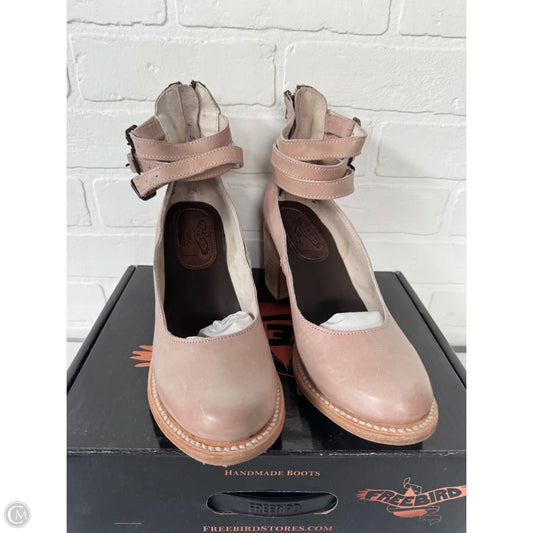 Shoes Heels Block By Freebird In Pink & Tan, Size: 9