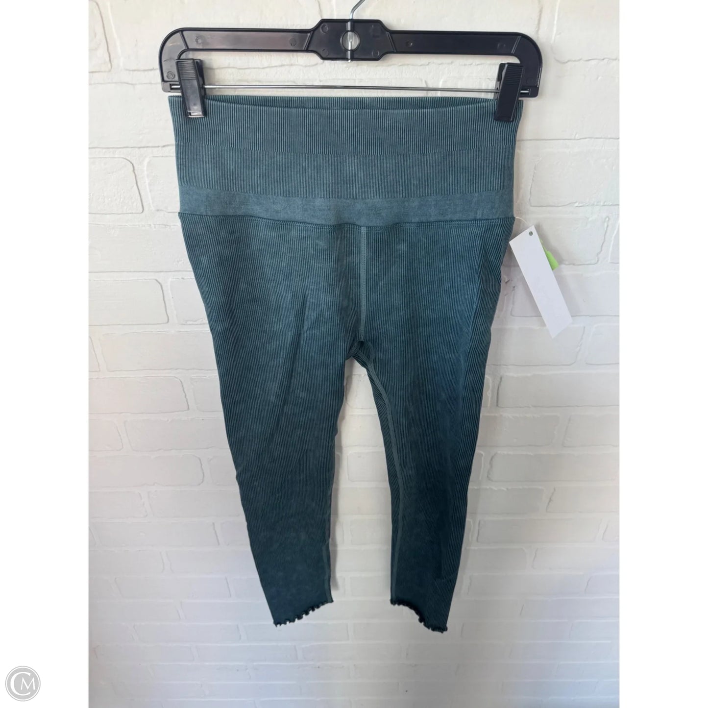 Athletic Leggings Capris By Spiritual Gangster In Green, Size: 8